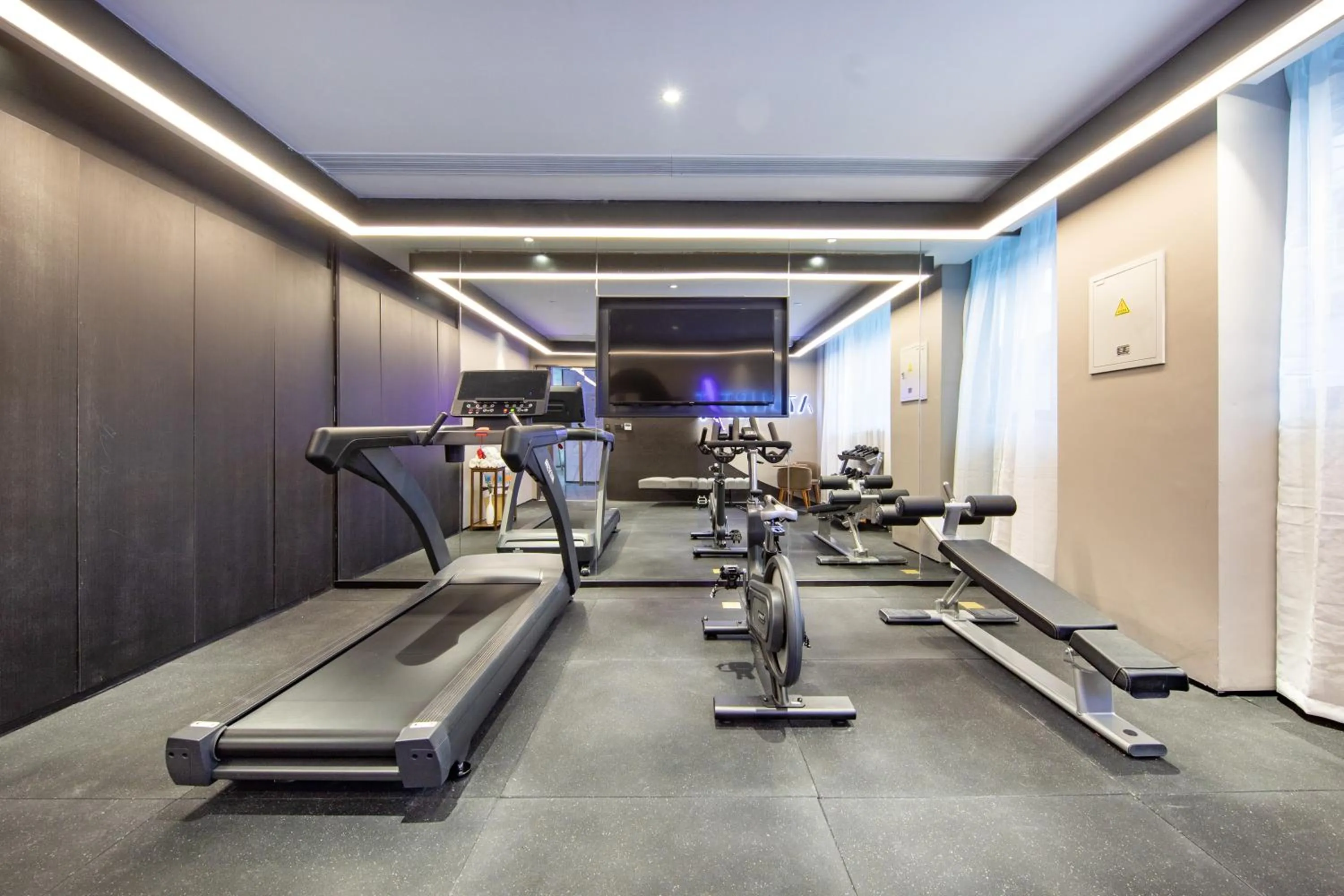 Fitness centre/facilities in Atour Hotel Suzhou Guanqian Street Leqiao Station