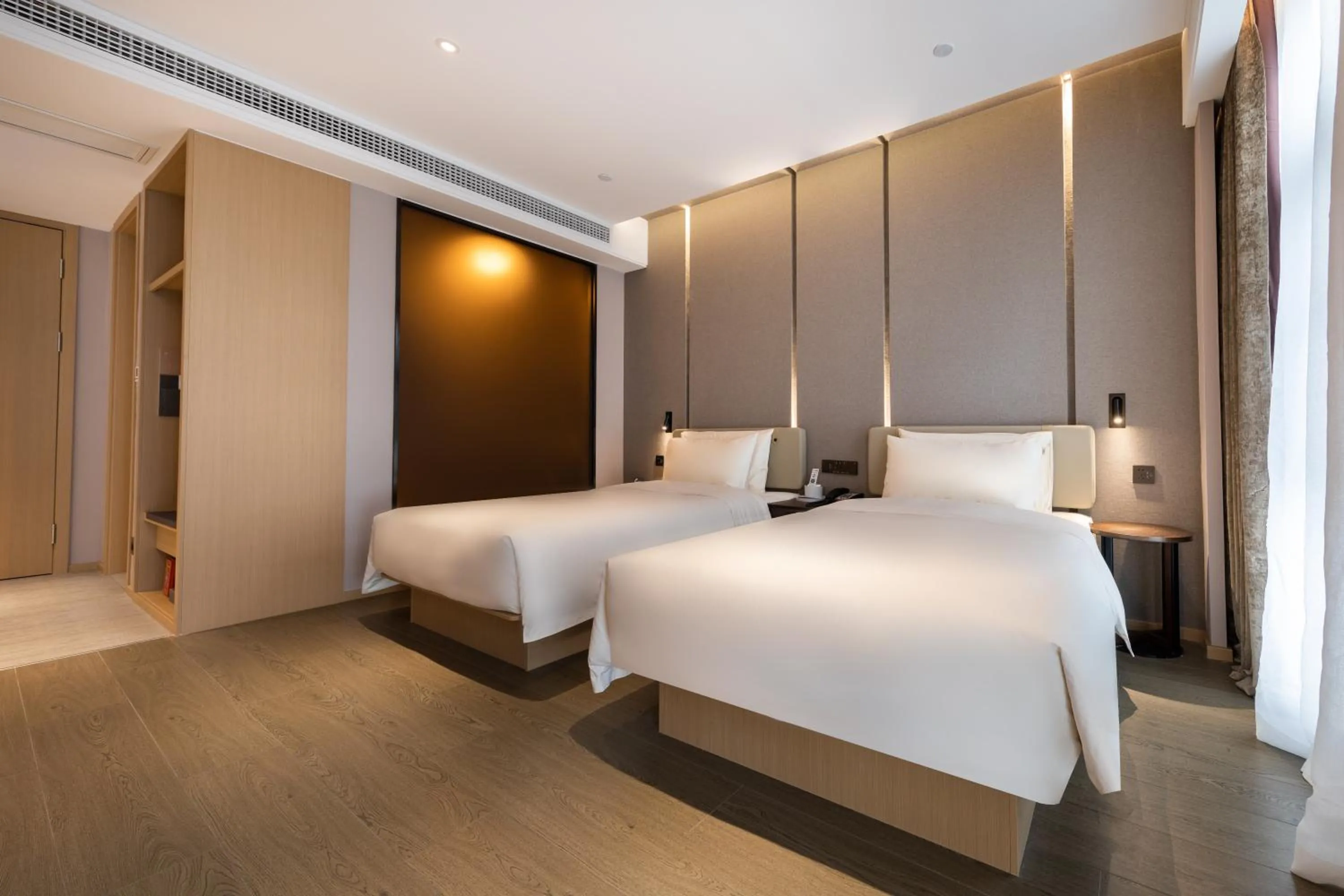 Bed in 厦门火车站明发广场亚朵酒店