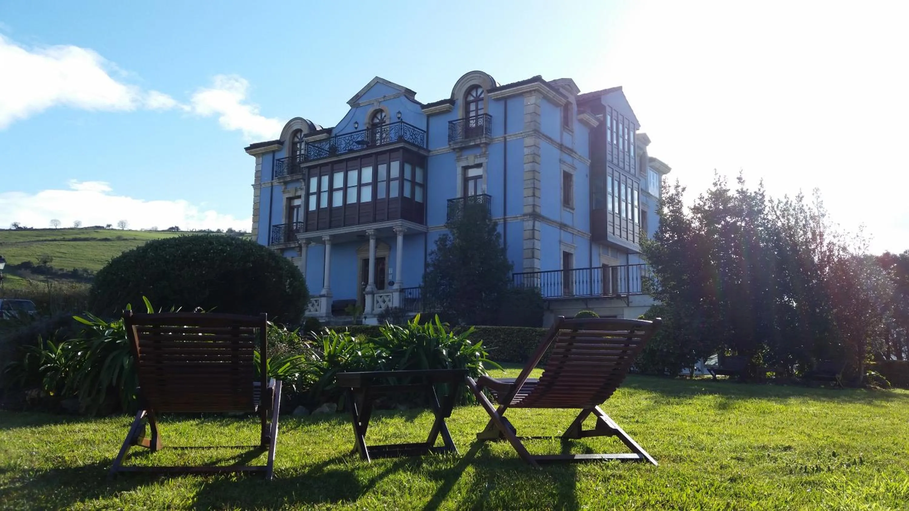 Property building in Quinta de Villanueva