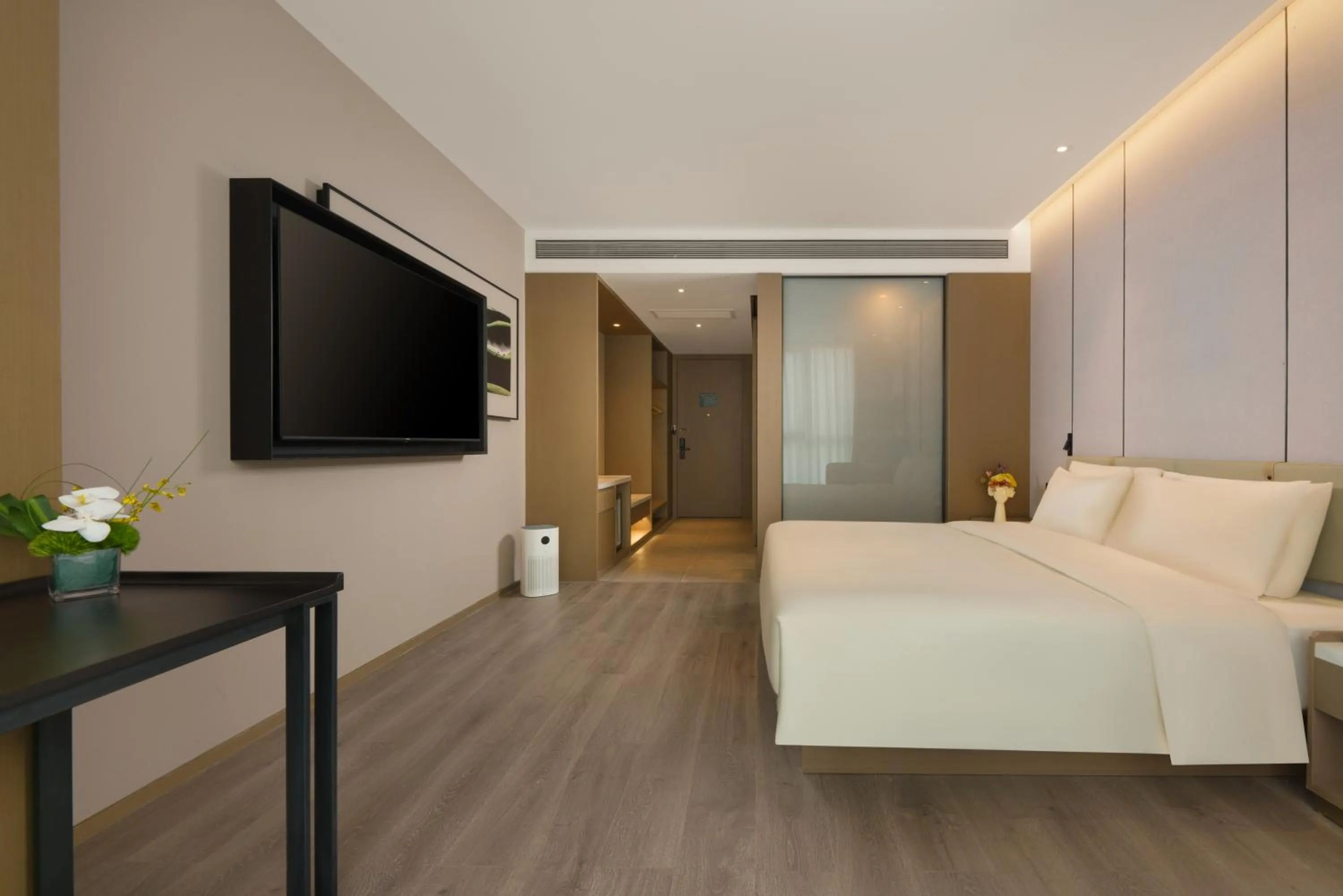 Bed in Atour Hotel Jinan West Railway Station