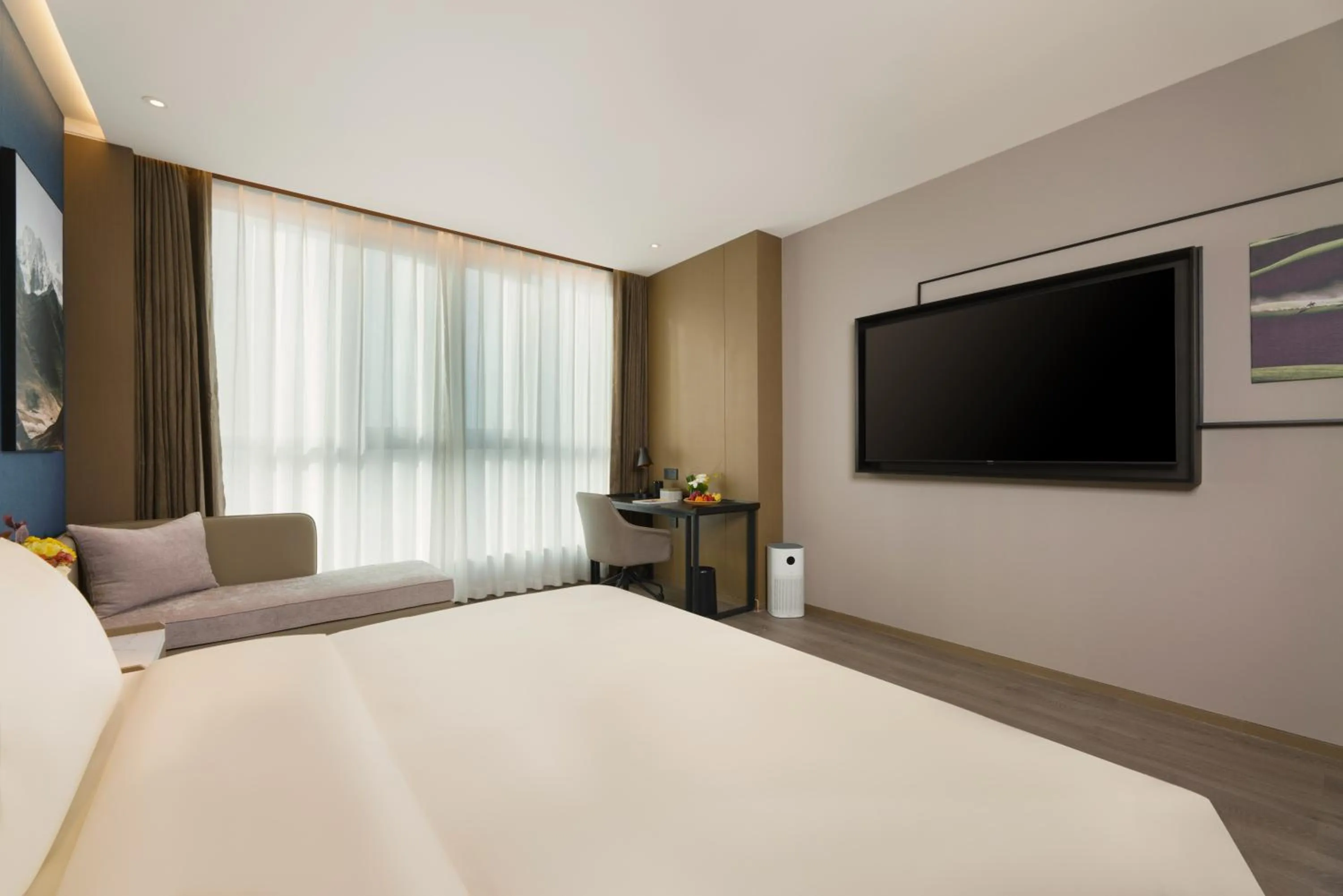 Bed in Atour Hotel Jinan West Railway Station