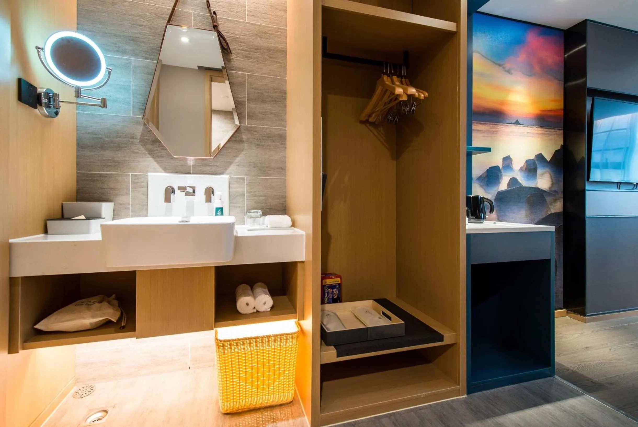 Bathroom in Atour Hotel Shenzhen Baoan International Airport