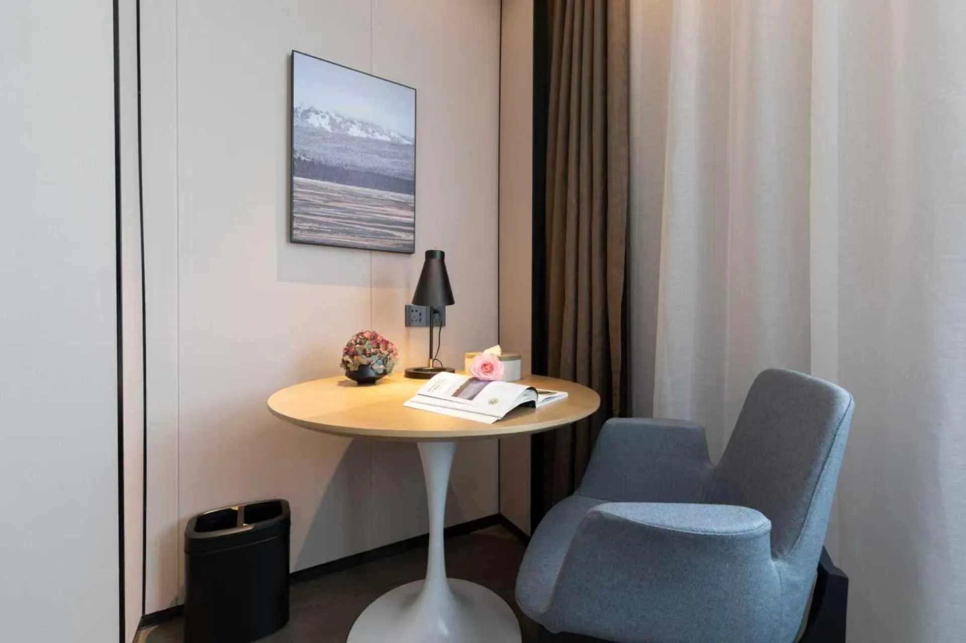 Photo of the whole room in Atour Hotel Shenzhen Qianhai Baoan Center