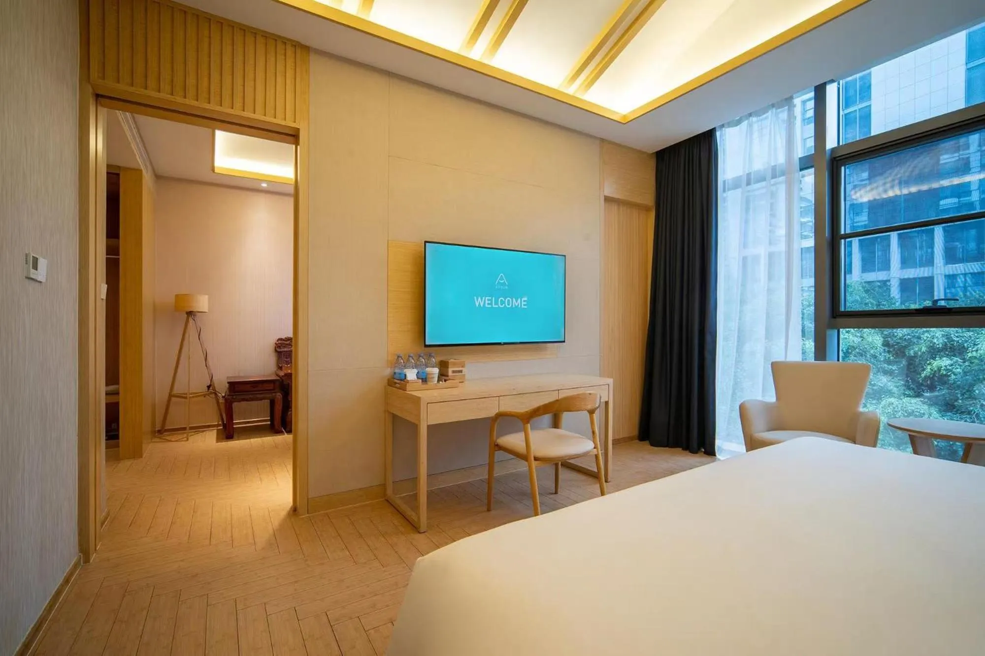 Photo of the whole room, Bed in Atour X Hotel Shenzhen Futian CBD Chegongmiao