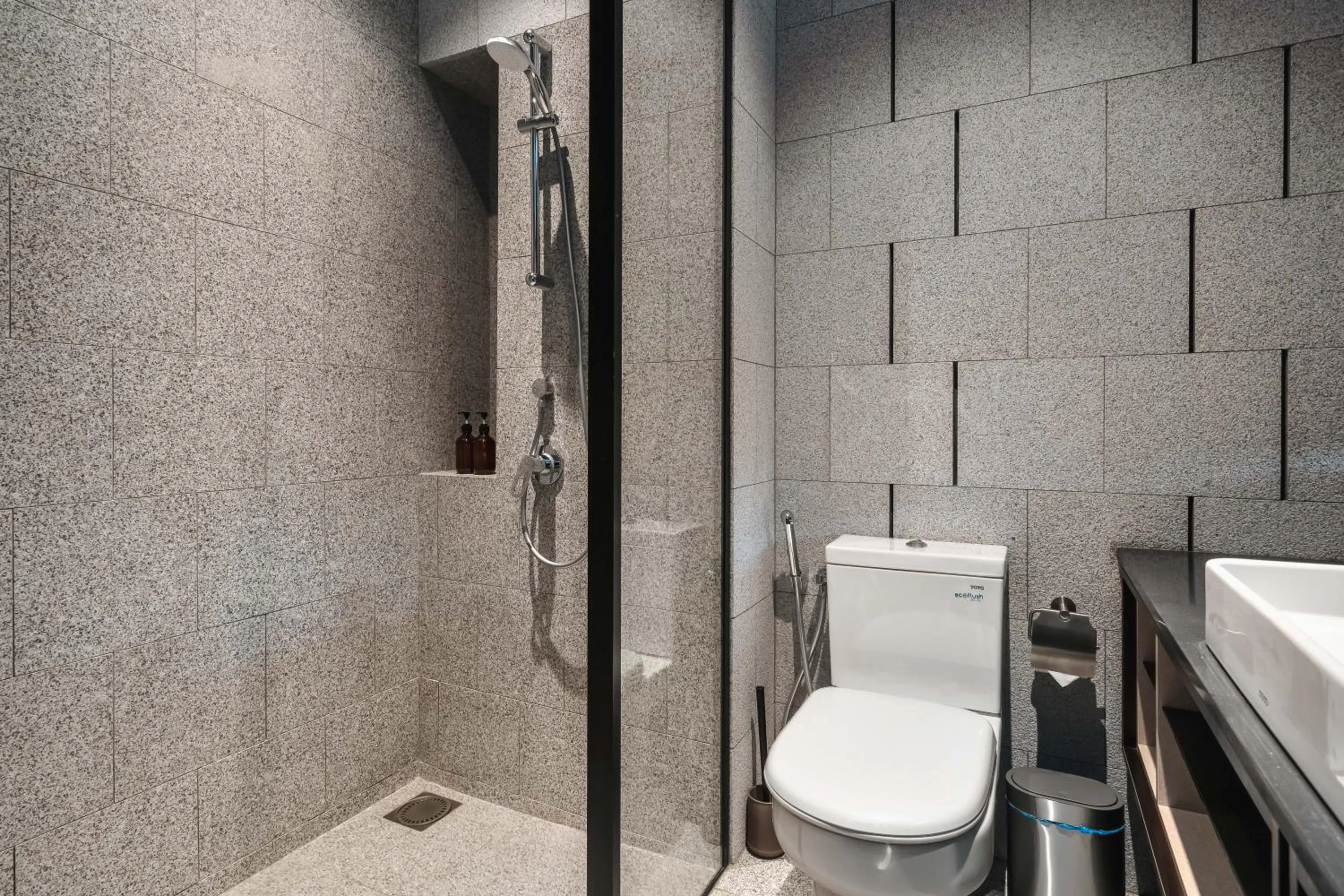 Shower in Scarletz KLCC Apartments by soulasia