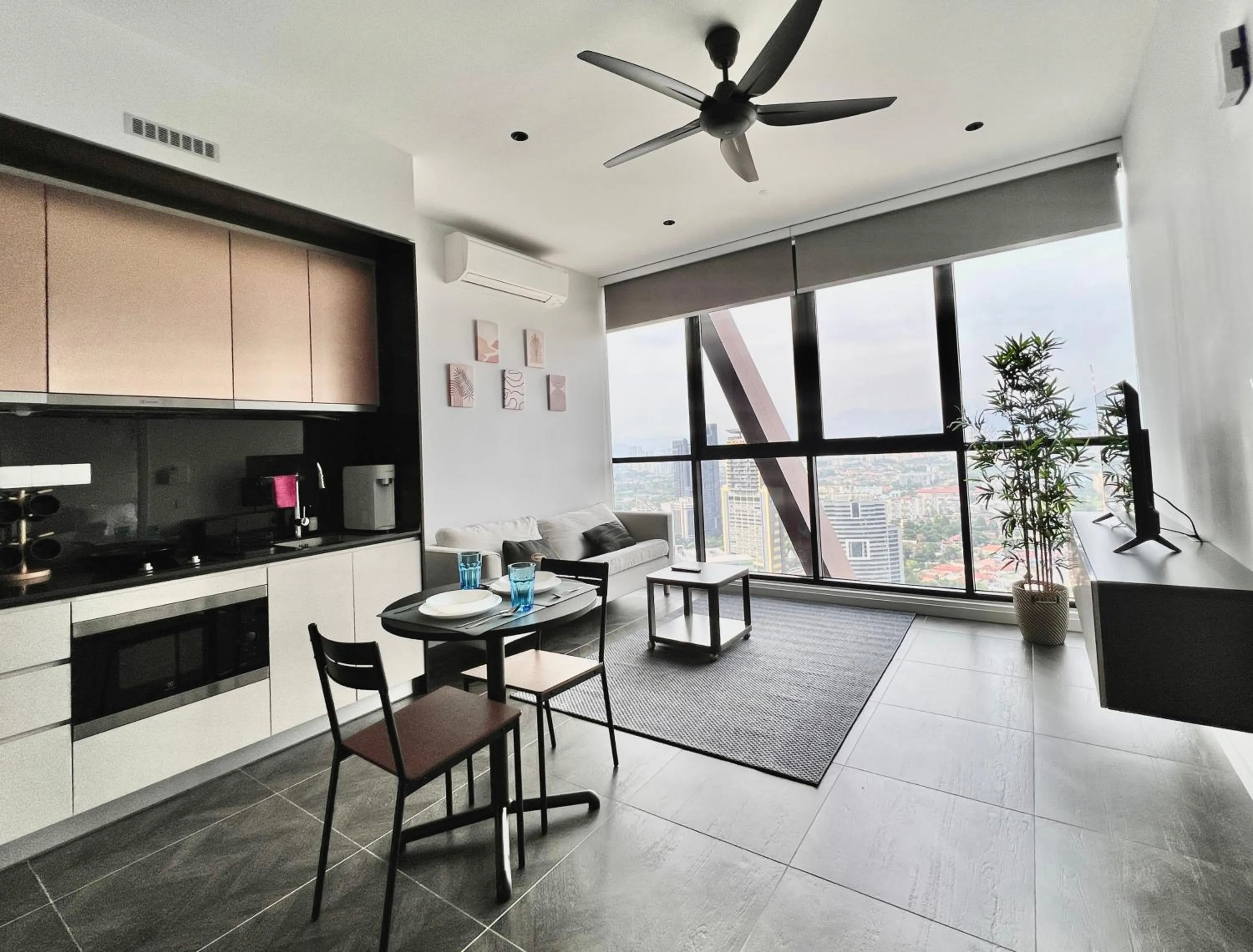 kitchen in Scarletz KLCC Apartments by soulasia