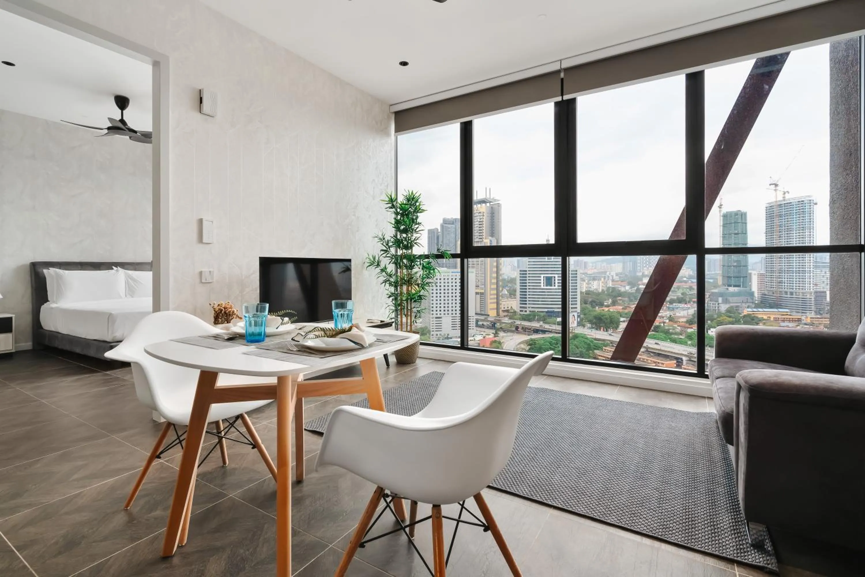 TV and multimedia in Scarletz KLCC Apartments by soulasia