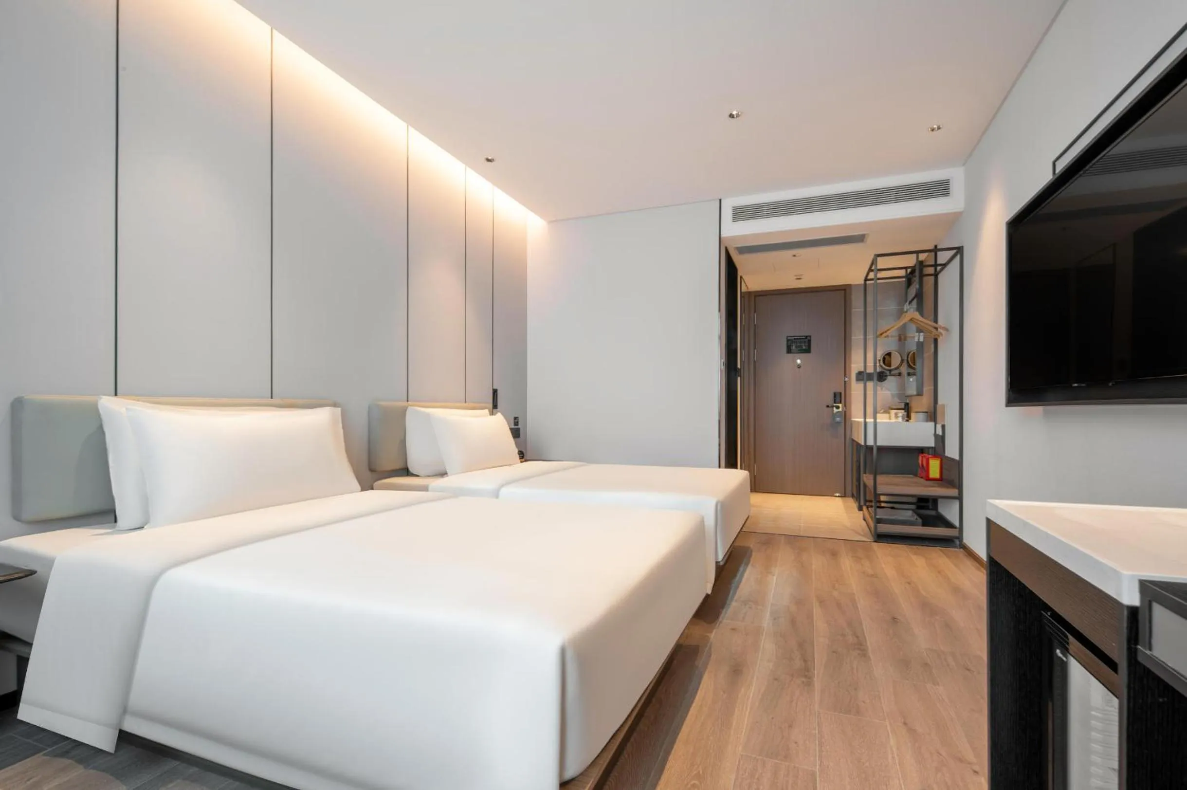 Bed in Atour Hotel Zhuhai Jinwan Airport