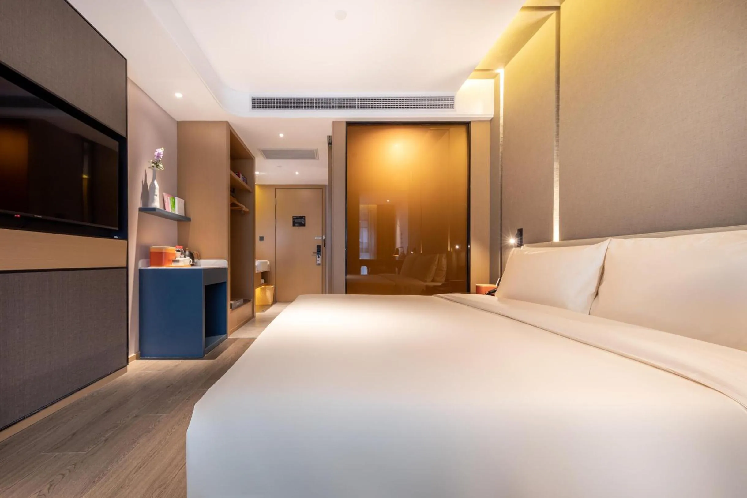 Bed in Atour Hotel Chongqing Jiangbei International Airport Huixing Light Rail Station