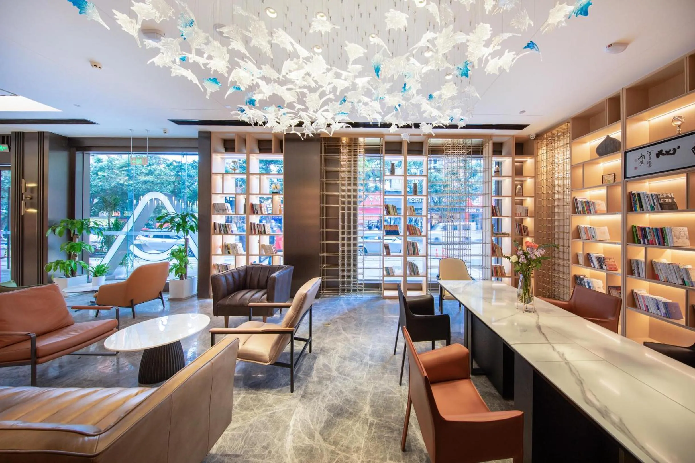 Atour Hotel Chongqing Jiangbei International Airport Huixing Light Rail Station