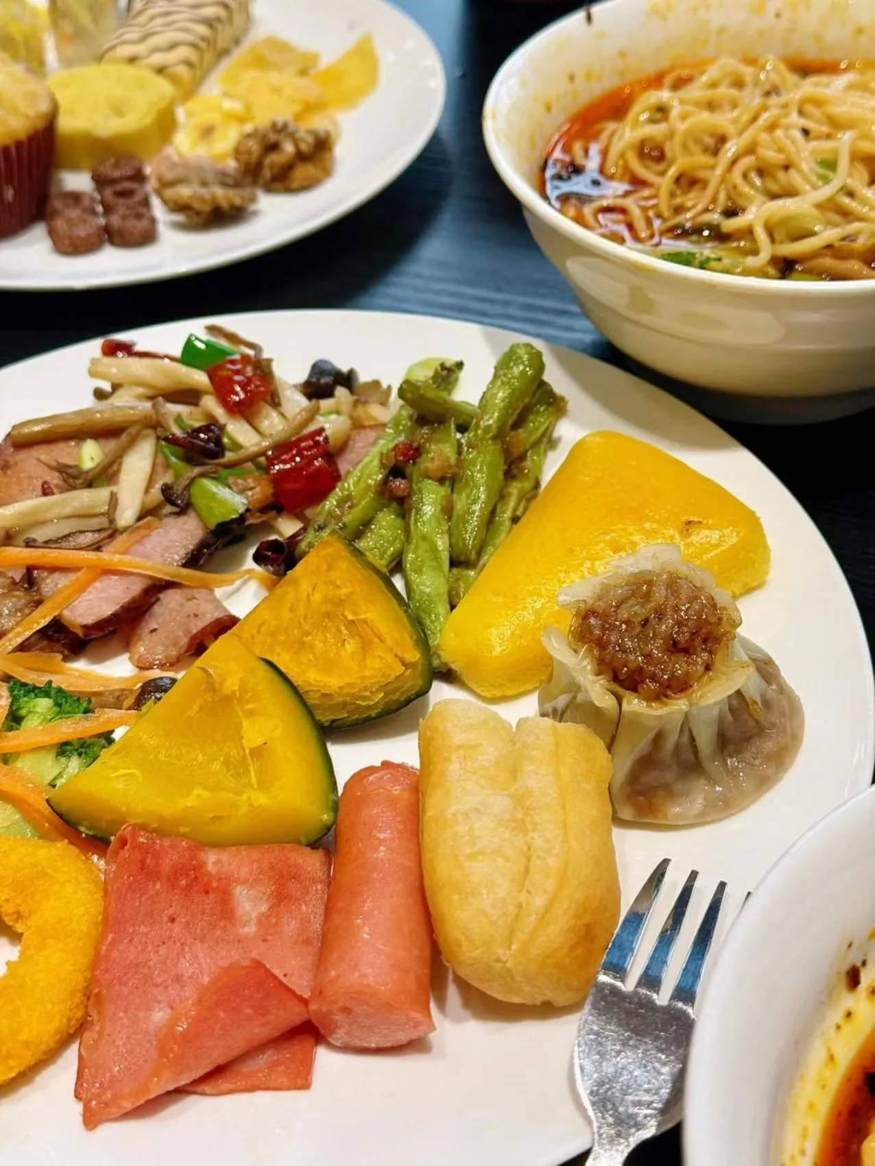 Breakfast in Atour Hotel Chongqing Jiefangbei Raffles City Riverview