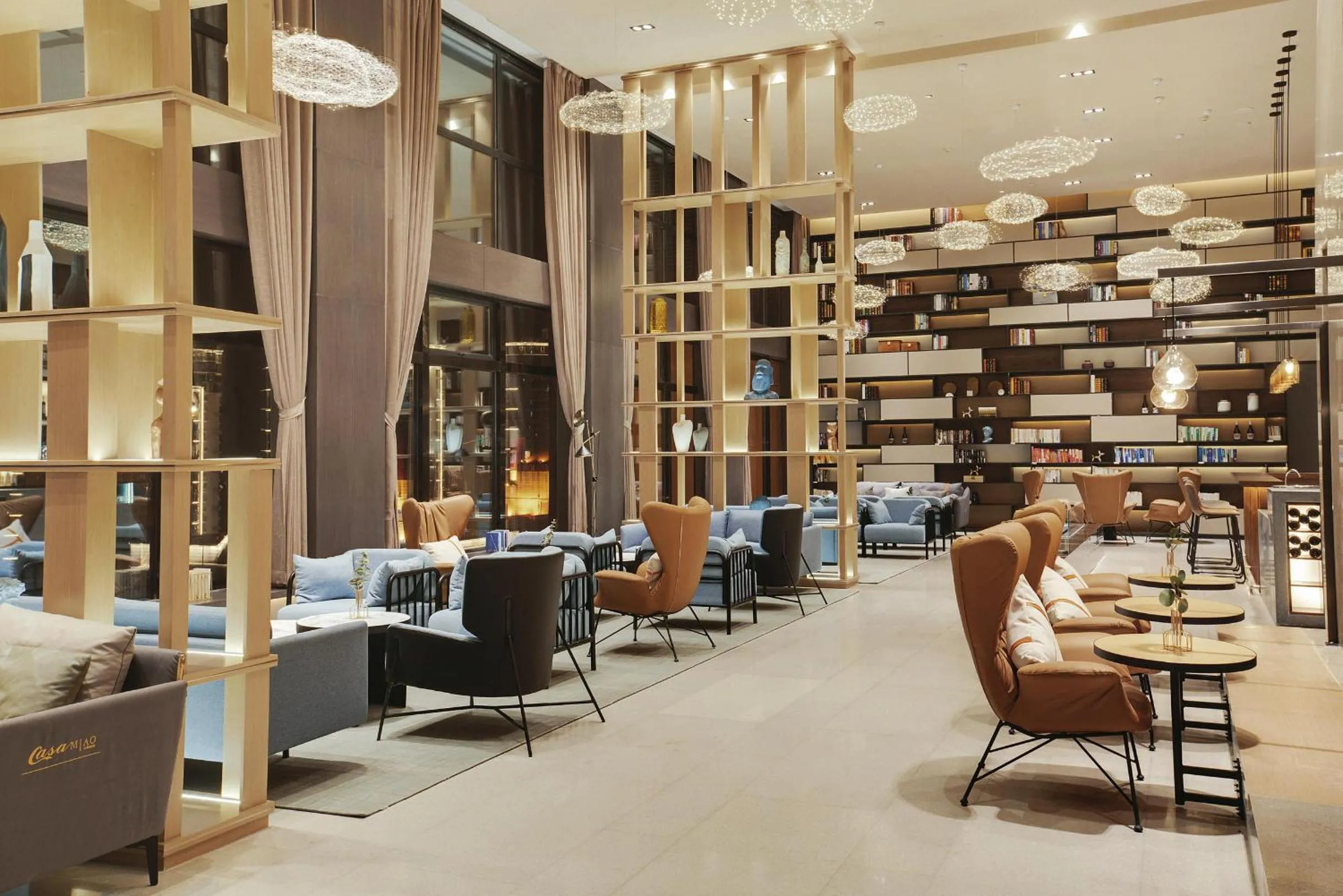 Lounge or bar in Atour Hotel Chongqing Jiefangbei Raffles City Riverview