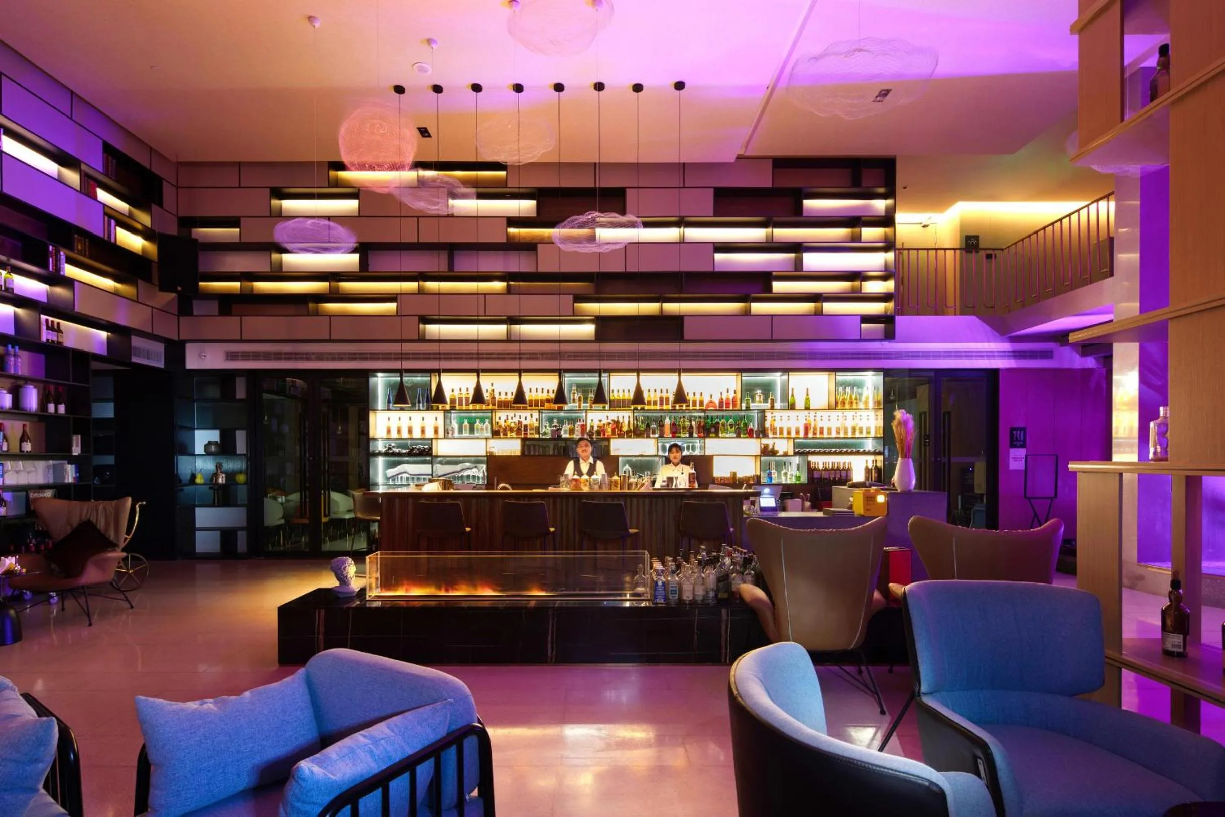 Lounge or bar in Atour Hotel Chongqing Jiefangbei Raffles City Riverview