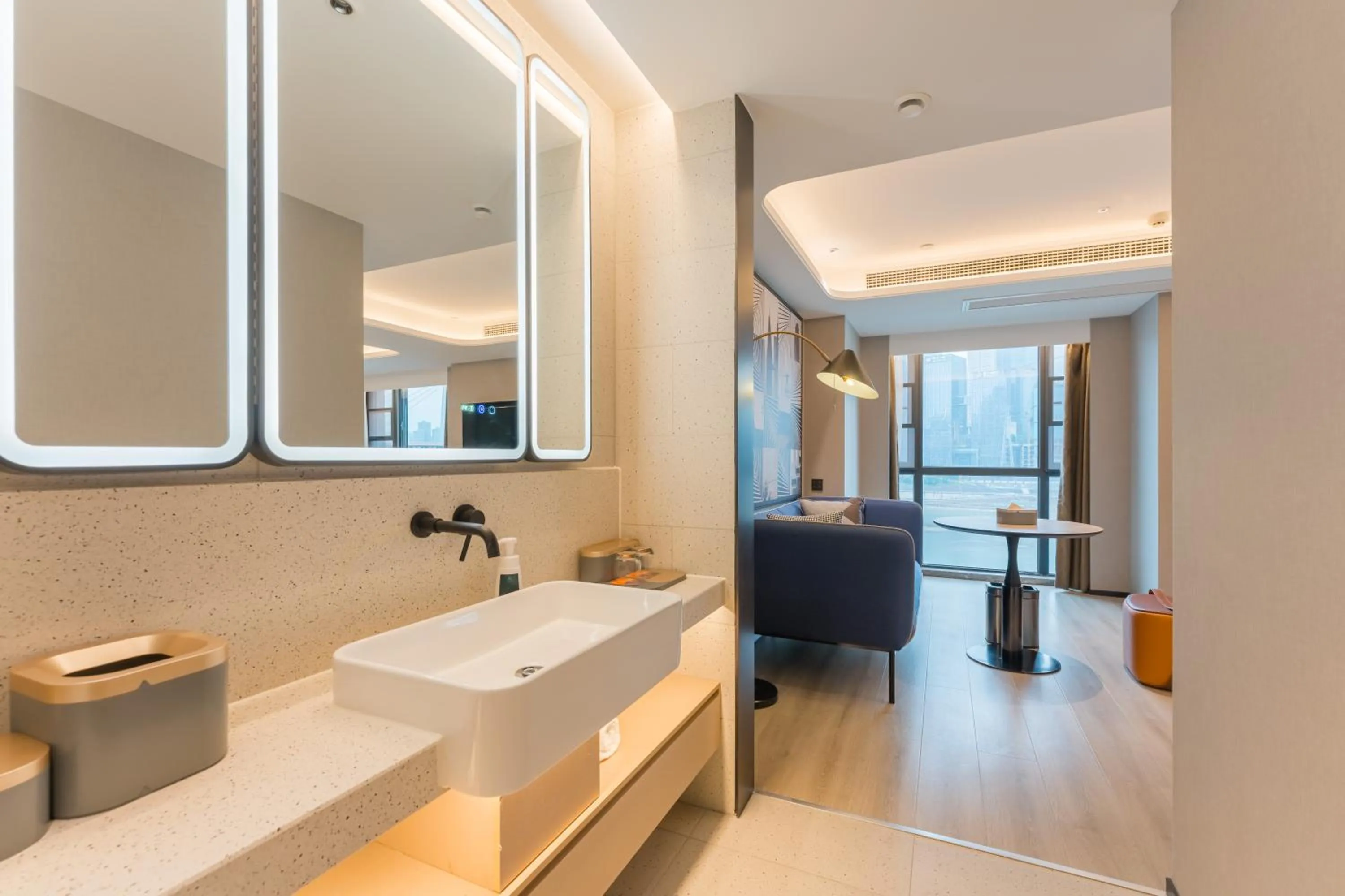 Atour S Hotel Chongqing Jiefangbei Hongyadong Riverview