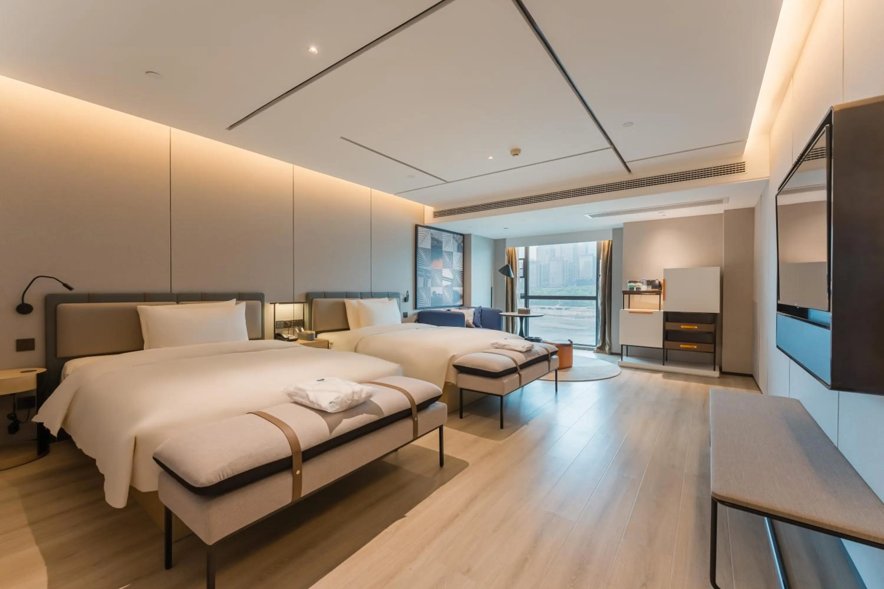 Bed in Atour S Hotel Chongqing Jiefangbei Hongyadong Riverview