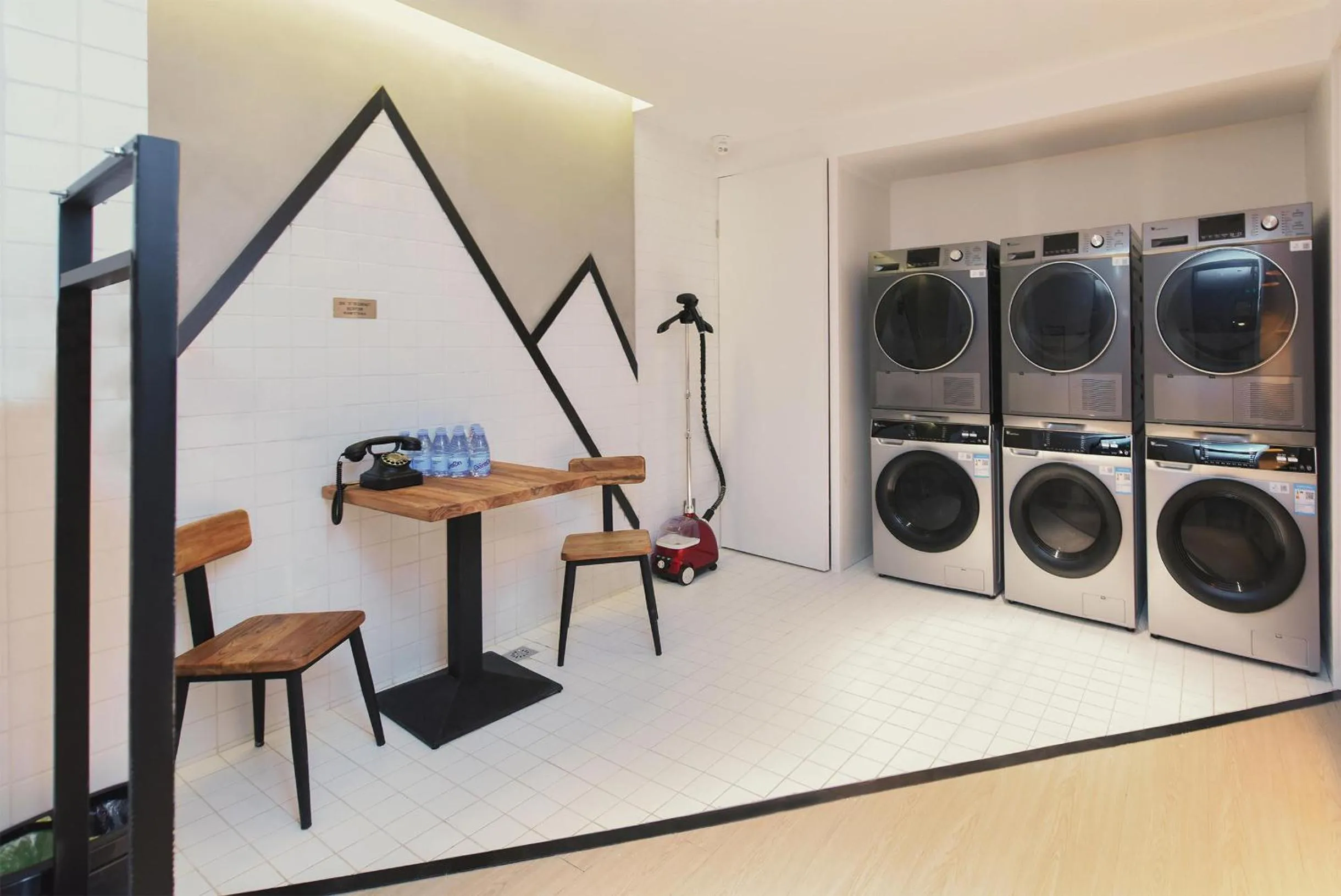 Atour S Hotel Chongqing Jiefangbei Hongyadong Riverview