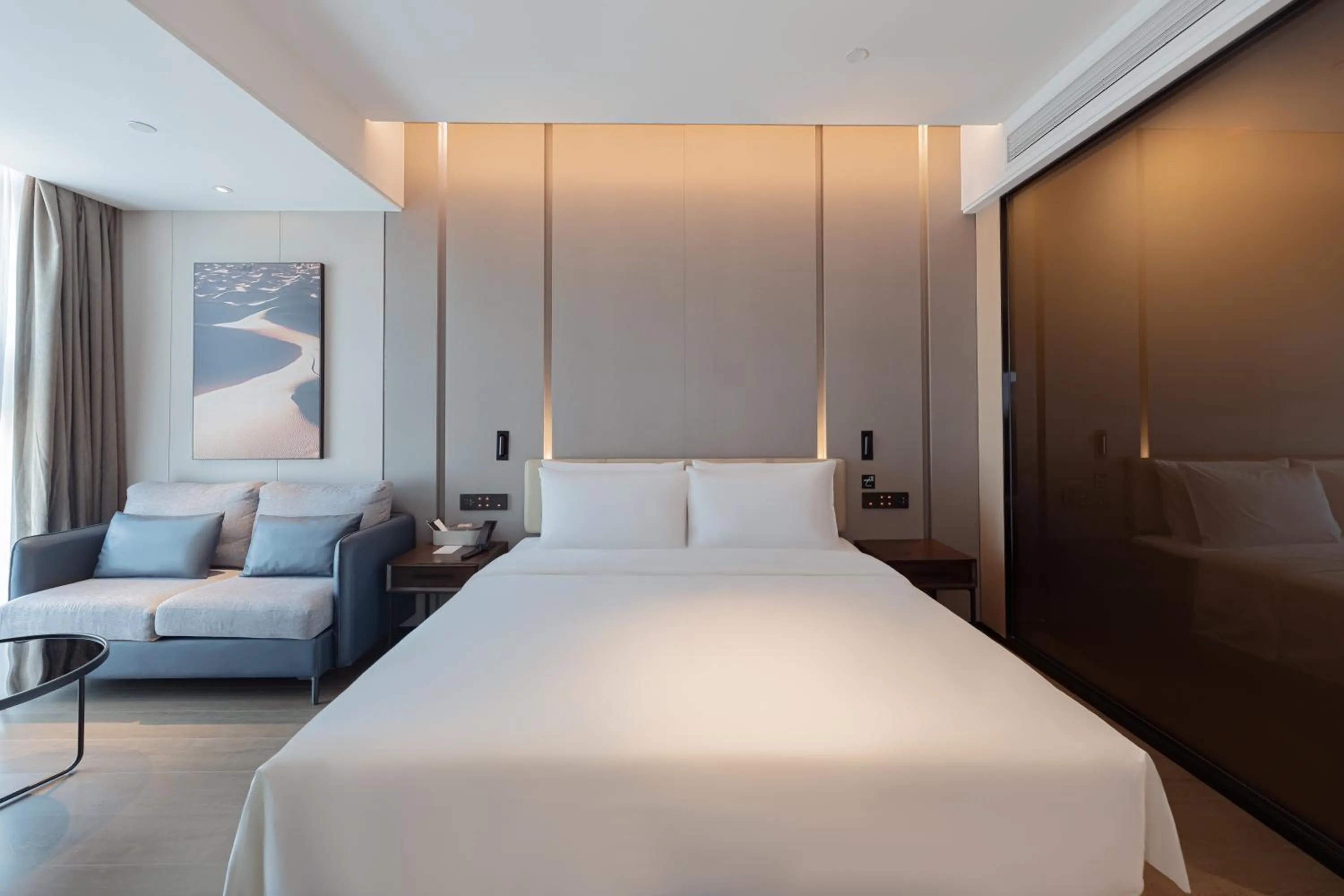 Bed in Atour Hotel Chongqing Qibo Center