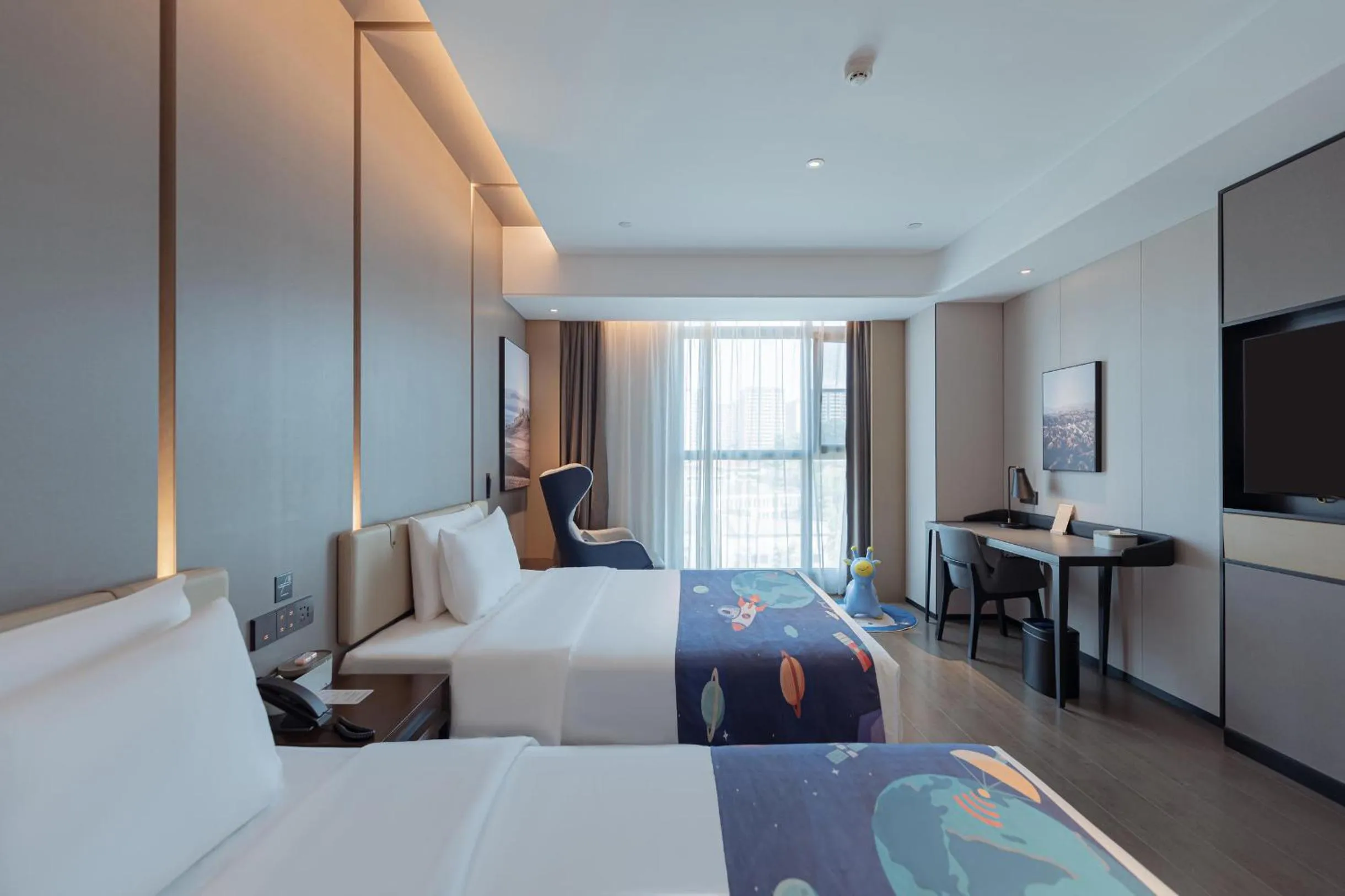 Bed in Atour Hotel Chongqing Qibo Center