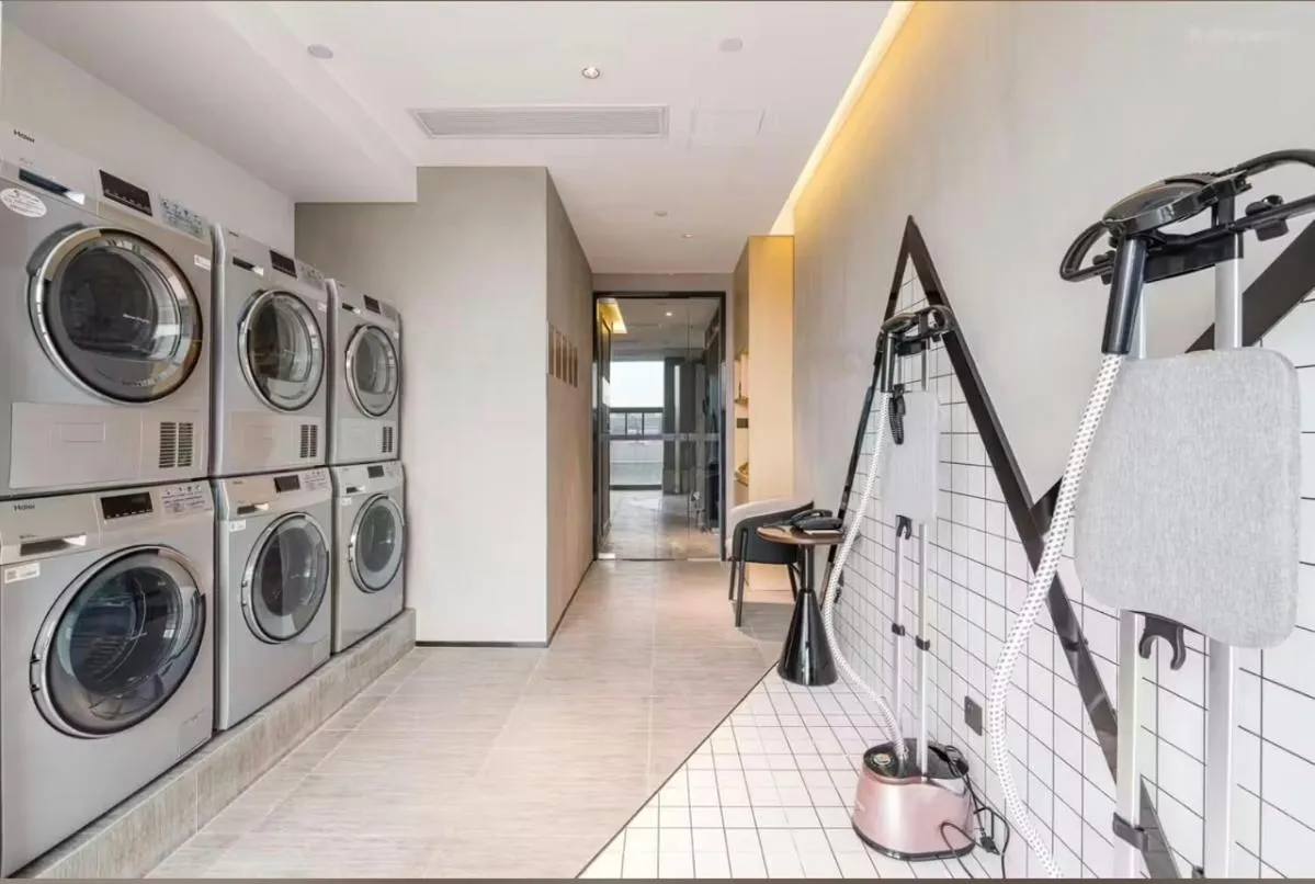 Atour Hotel Chengdu Taikoo Li Future Center