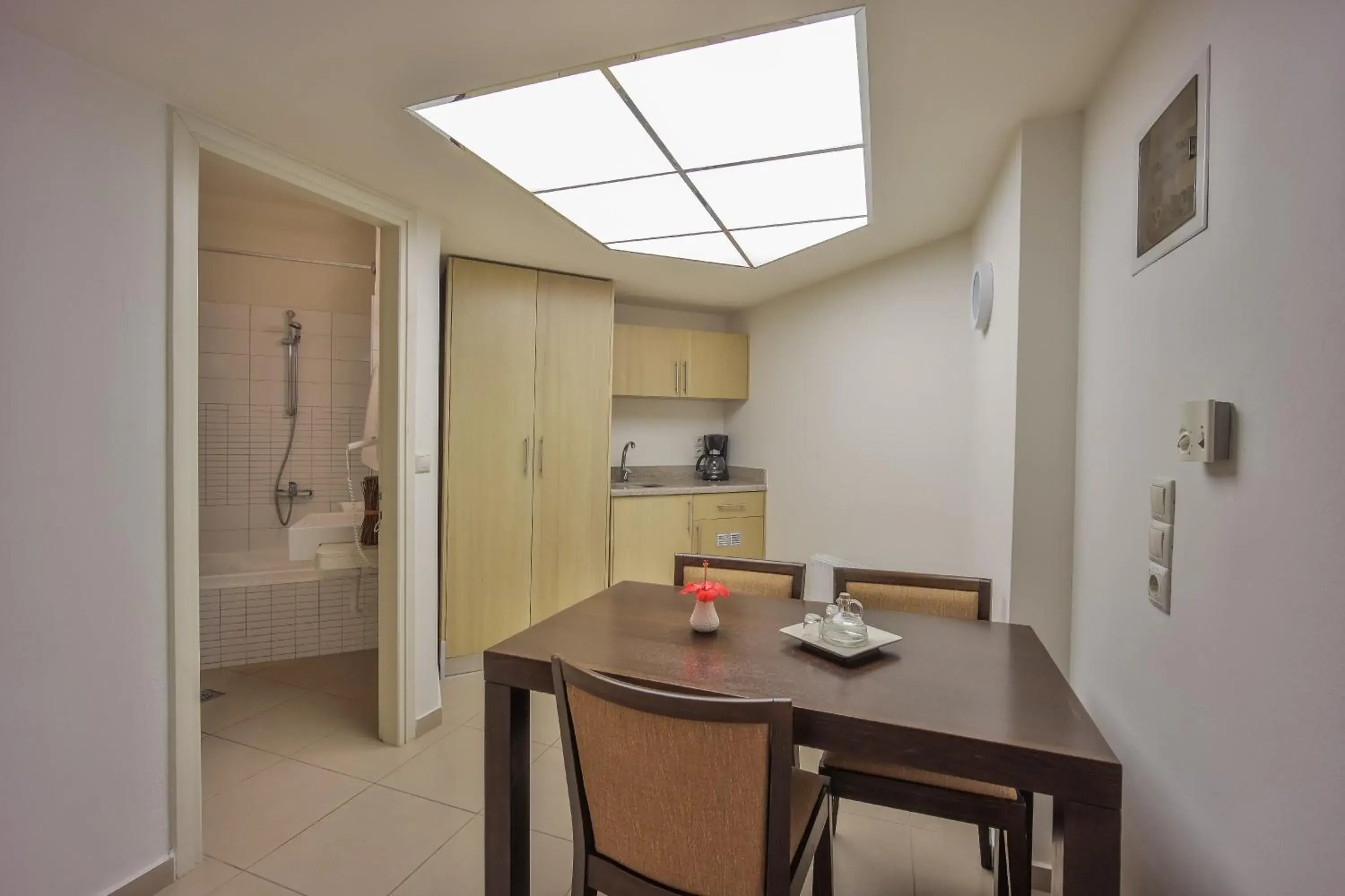 Standard Quad Apartment in Your Memories Hotel Standard Quad Apartment in Your Memories Hotel