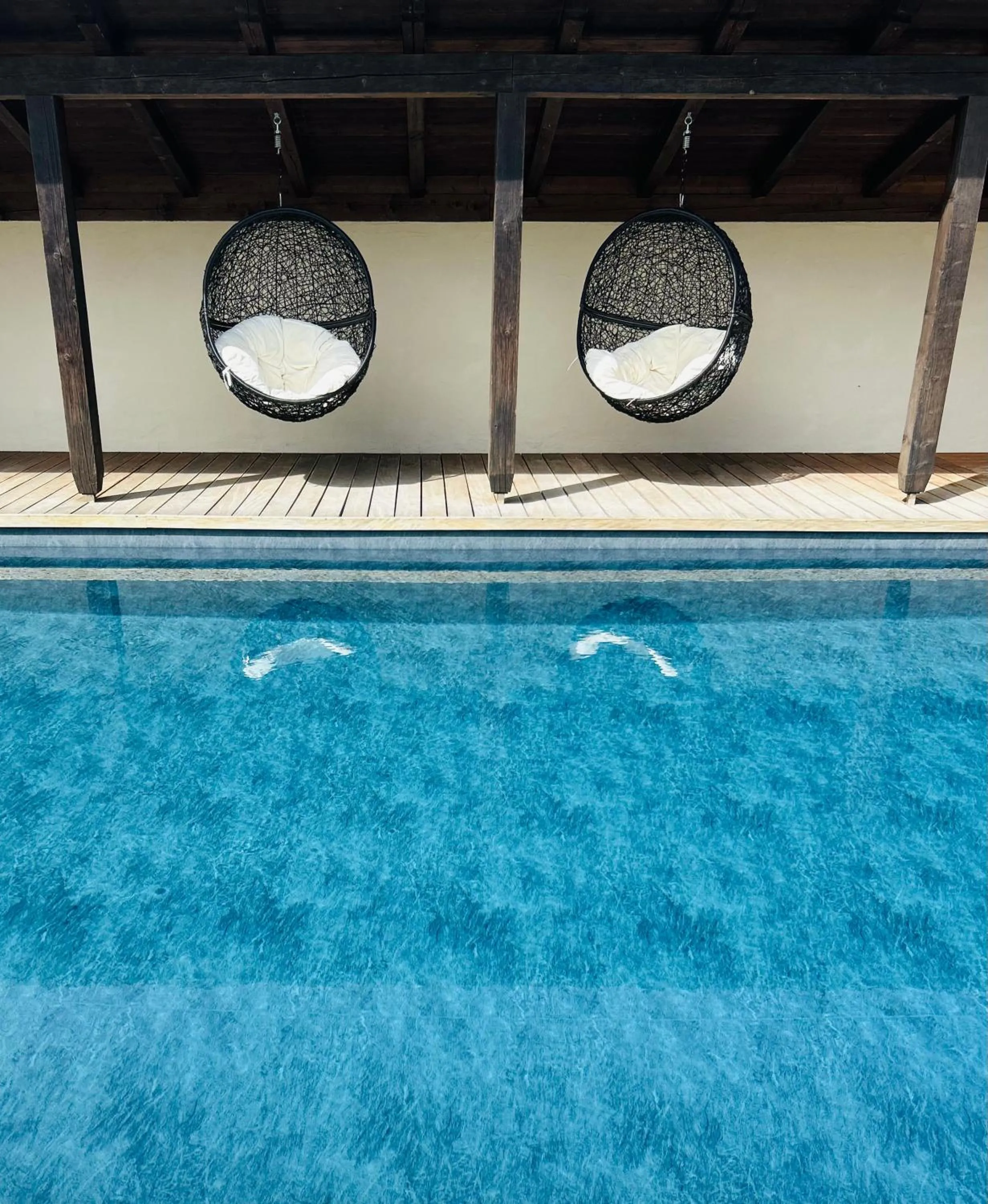 Swimming pool in Rosalie Apartments