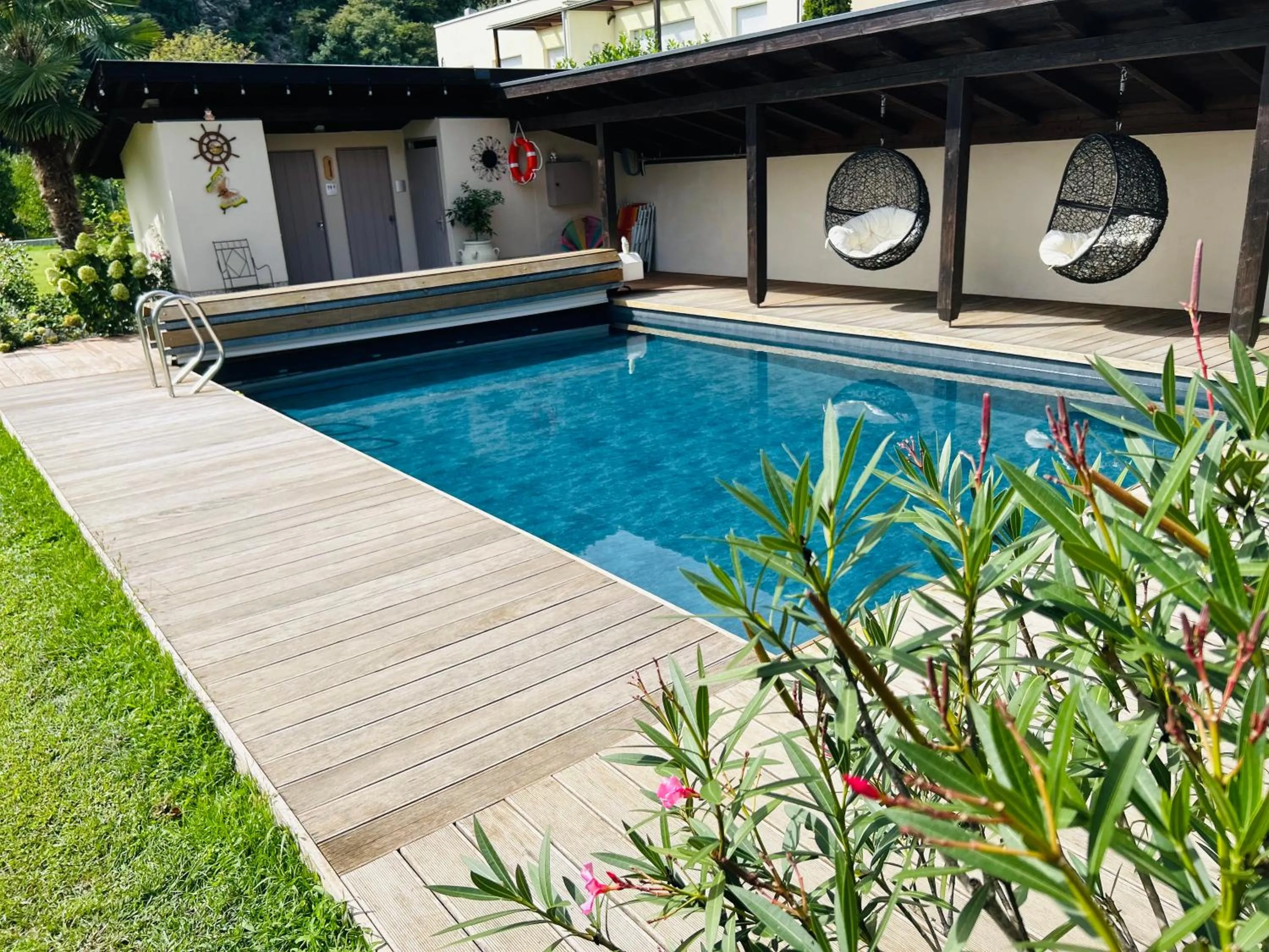 Swimming pool in Rosalie Apartments
