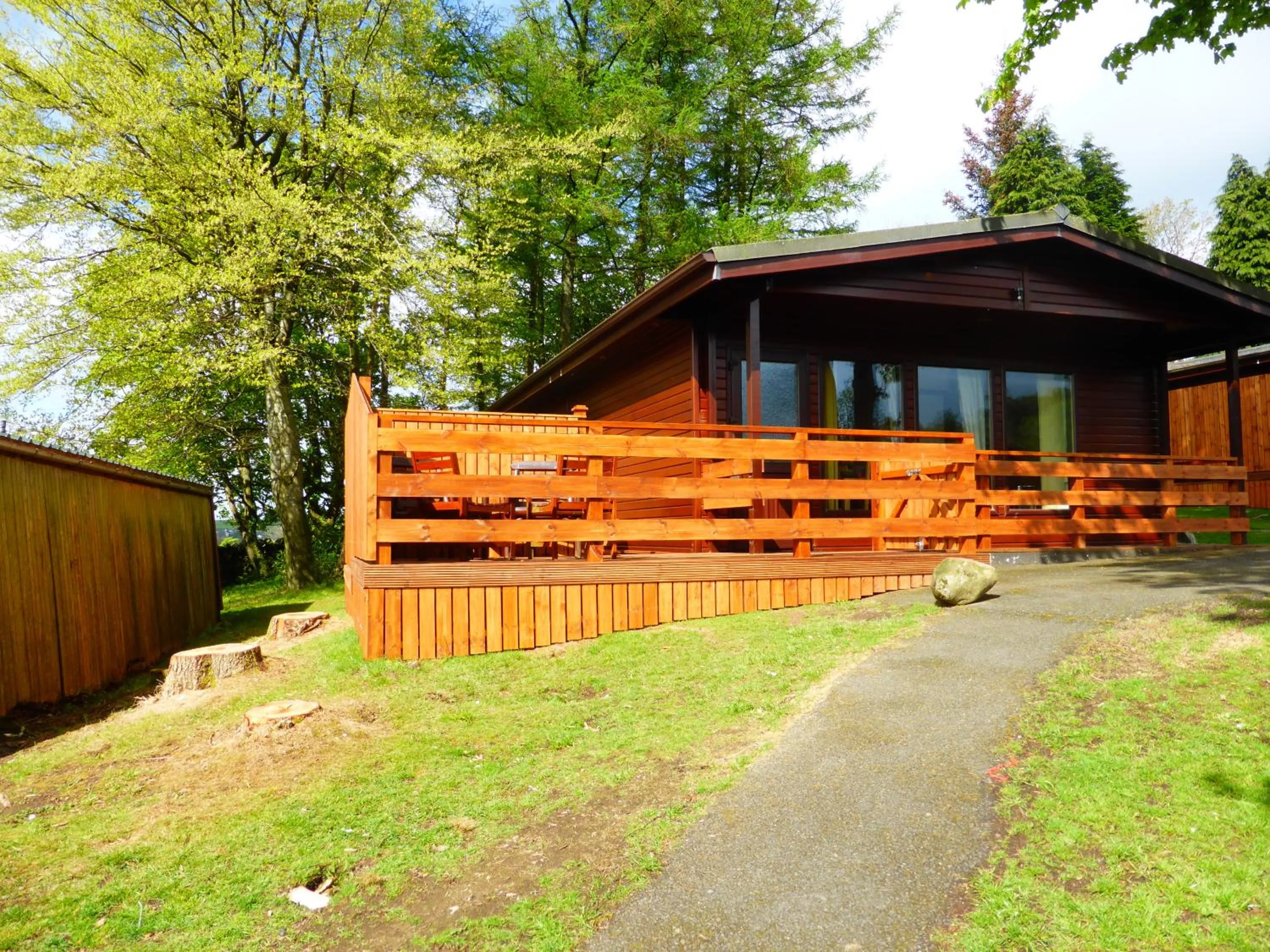 Property building in Birch Lodge 13 with Hot Tub