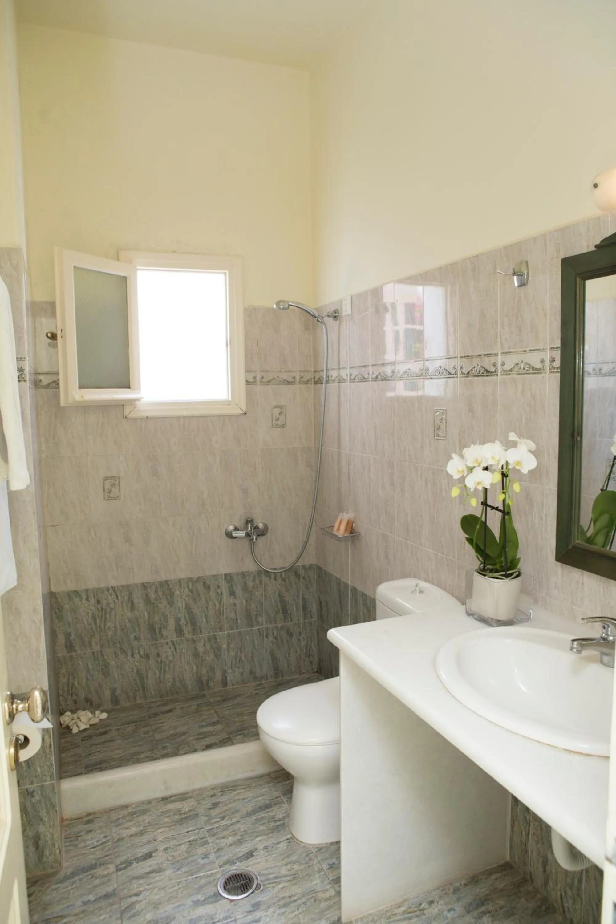 Bathroom in Meli Meli