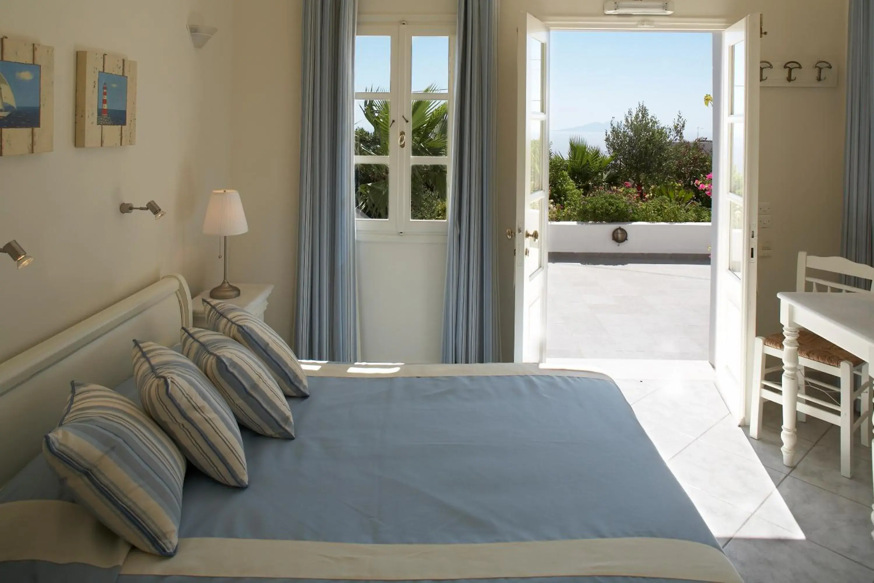 Bed in Meli Meli Bed in Meli Meli