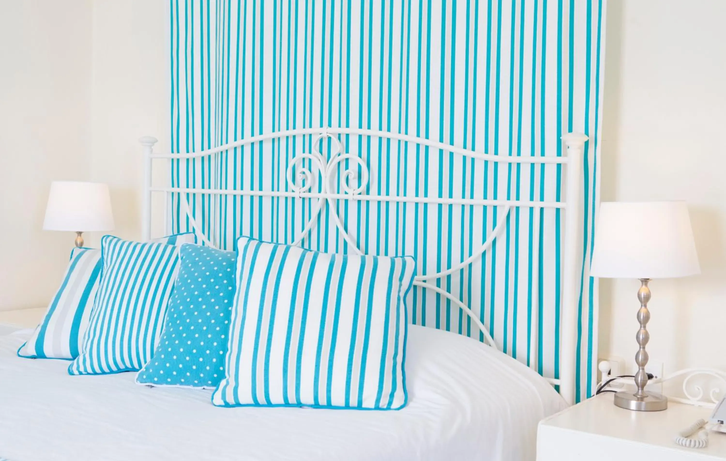 Decorative detail, Bed in Meli Meli Decorative detail, Bed in Meli Meli