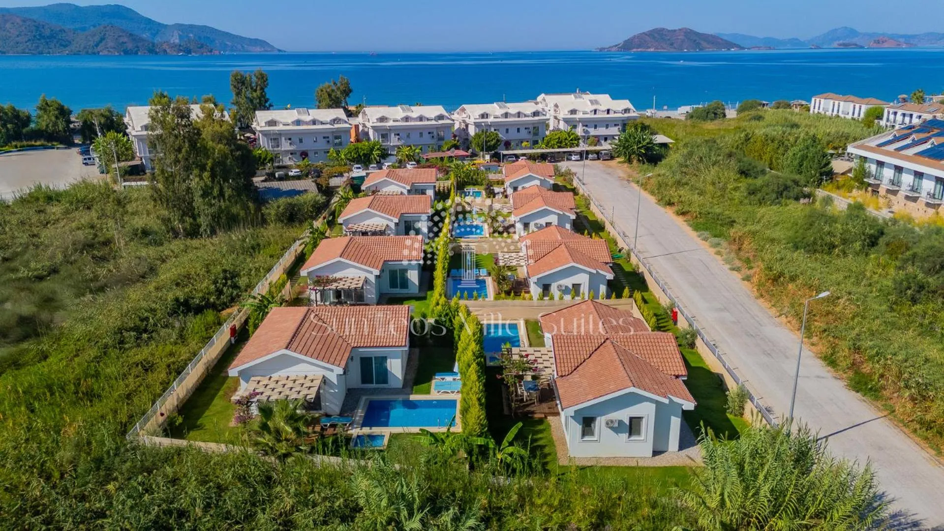SunTeos Villa Suites