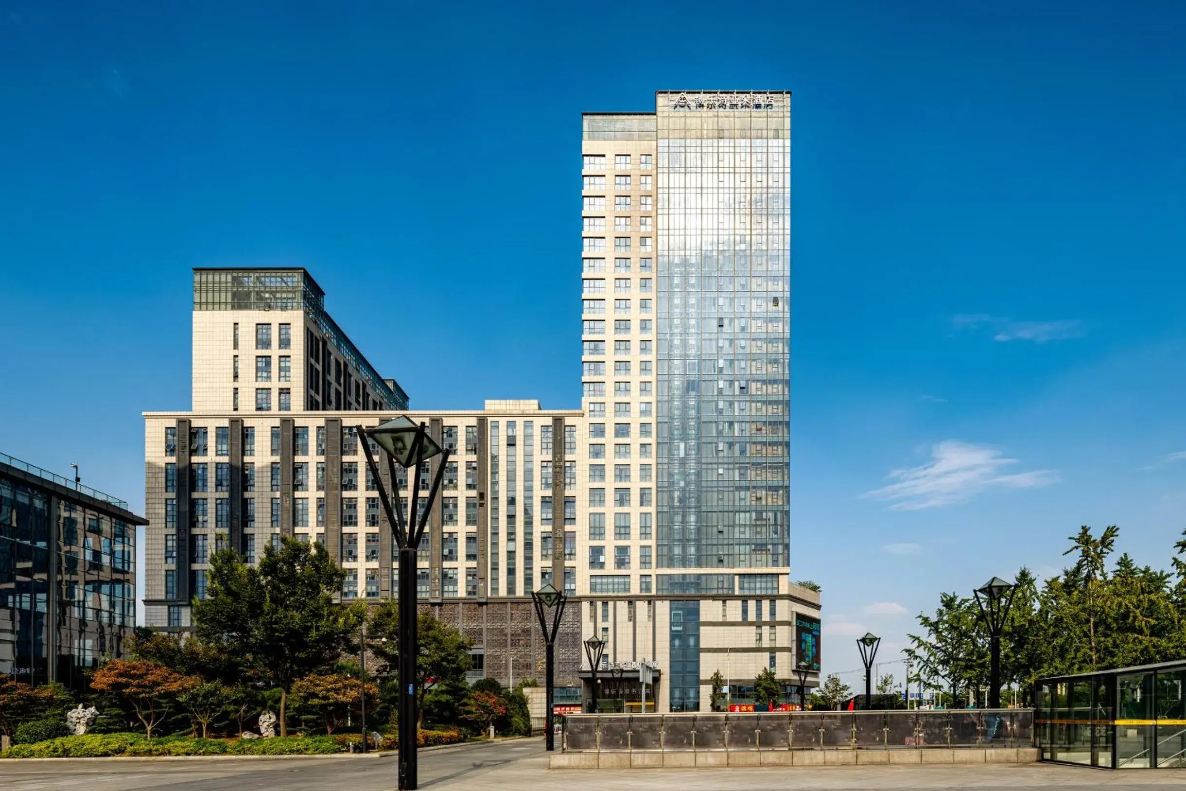 Property building in Atour Hotel Suzhou Railway Station North Square Bole Shi Property building in Atour Hotel Suzhou Railway Station North Square Bole Shi