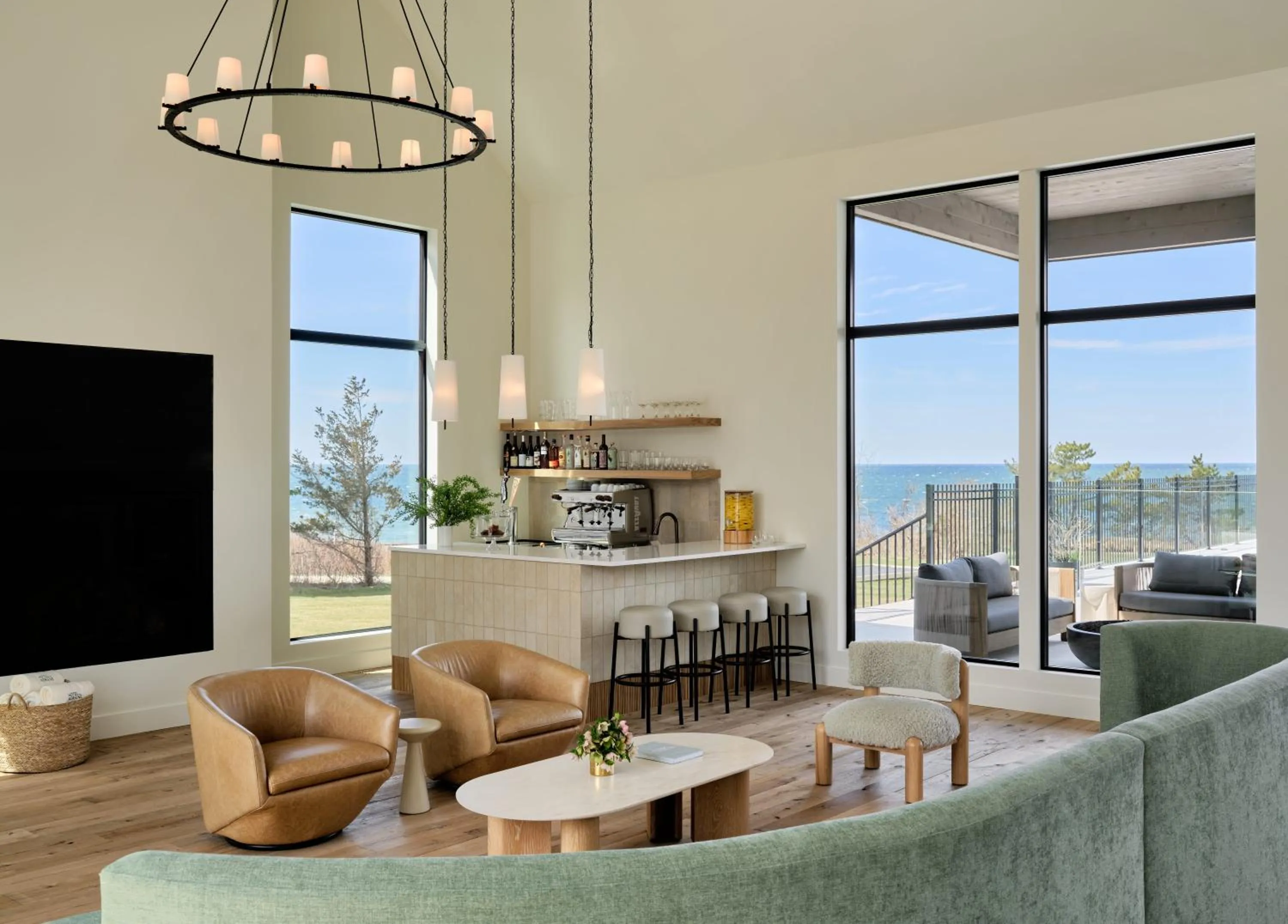 Lounge or bar in Hotel Moraine