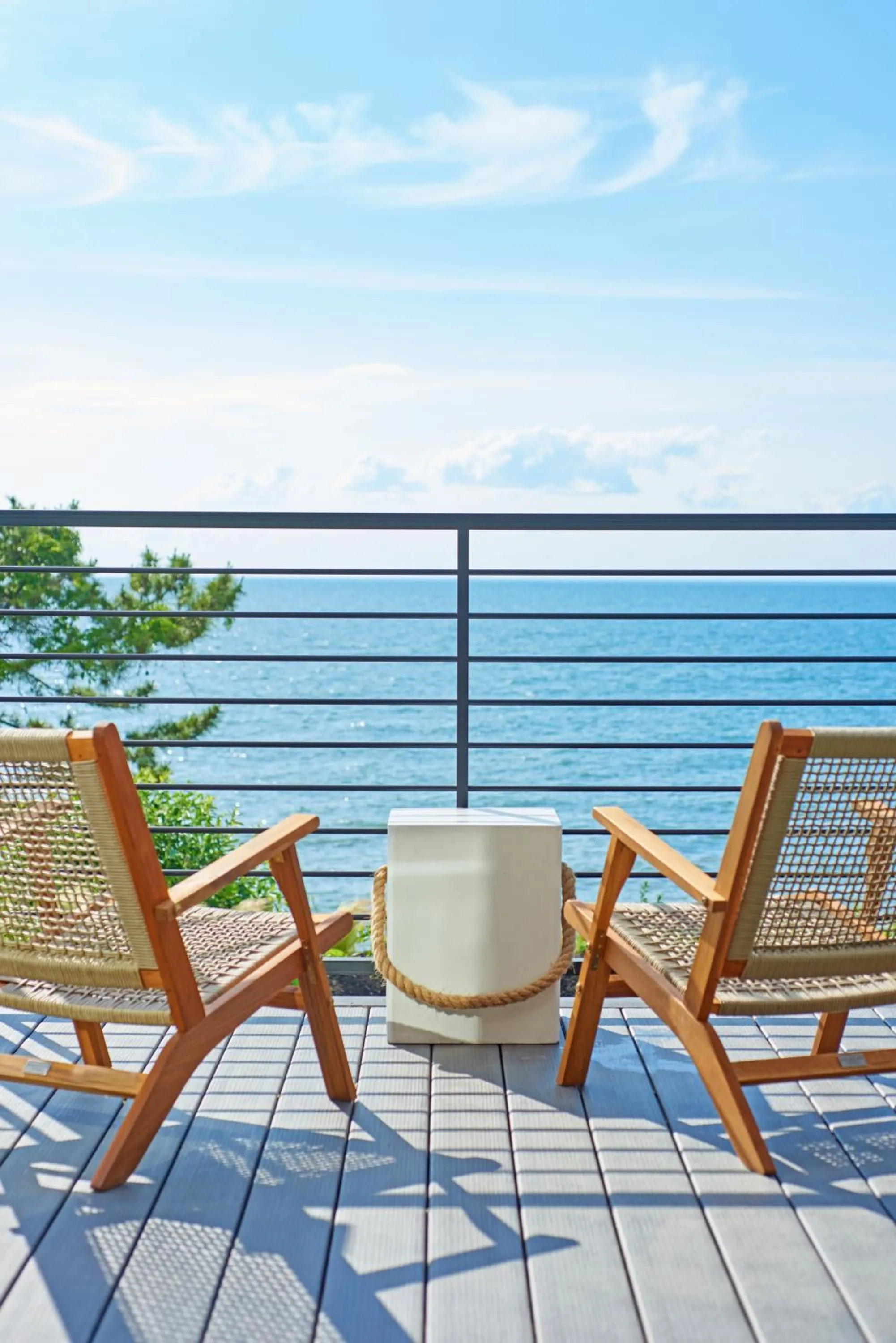 Property building in Hotel Moraine