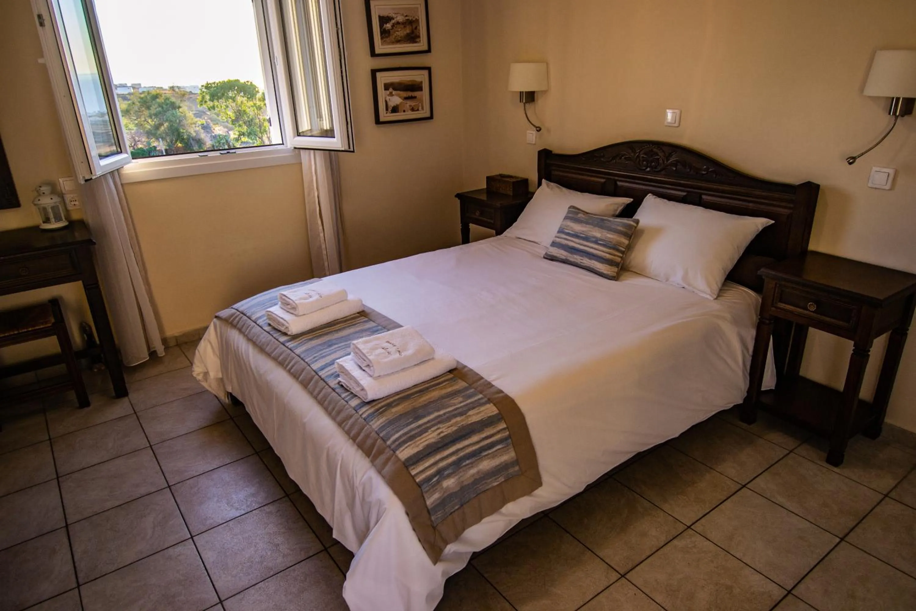 Bedroom, Bed in Maria's Place - Adults Only