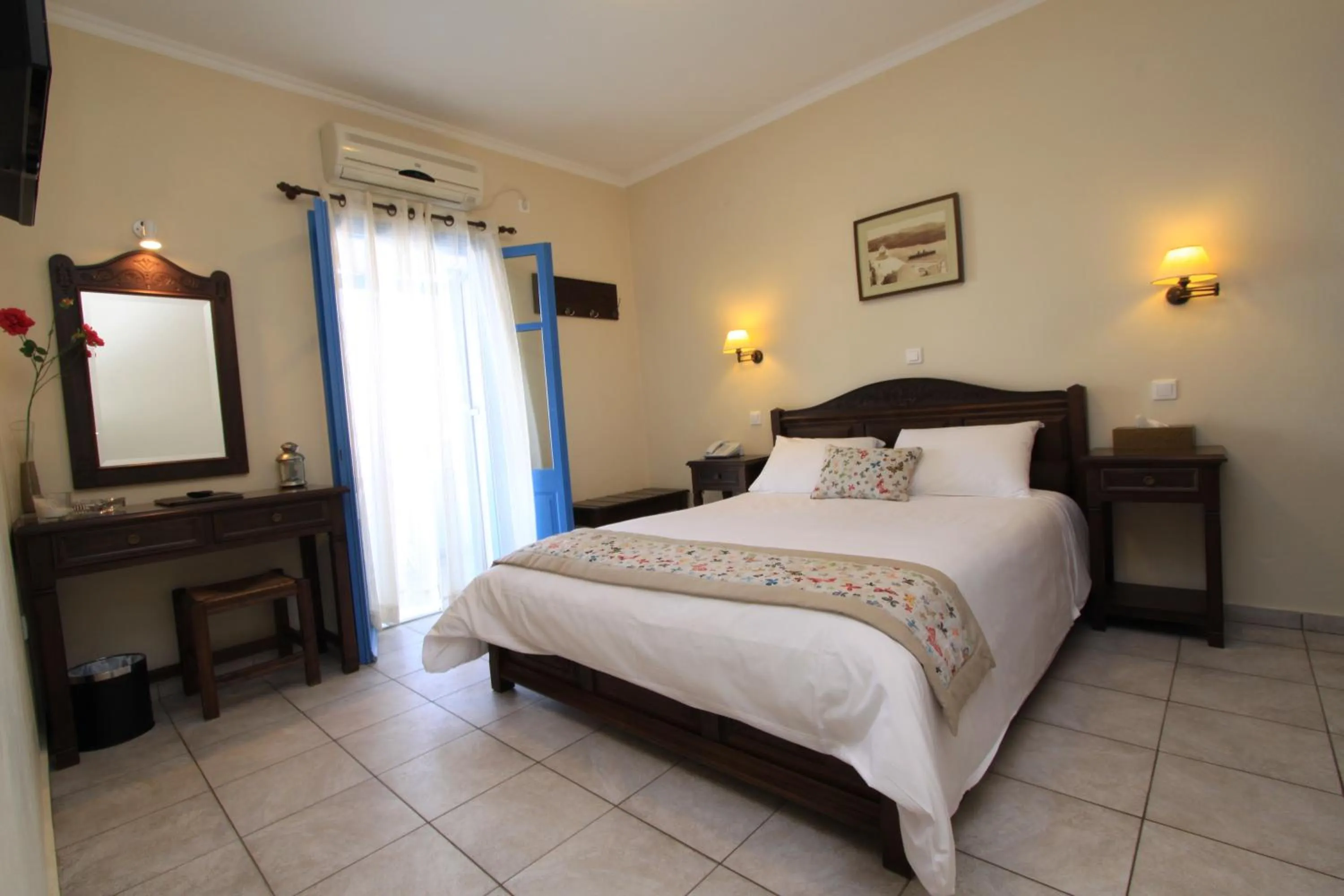 Bedroom, Bed in Maria's Place - Adults Only