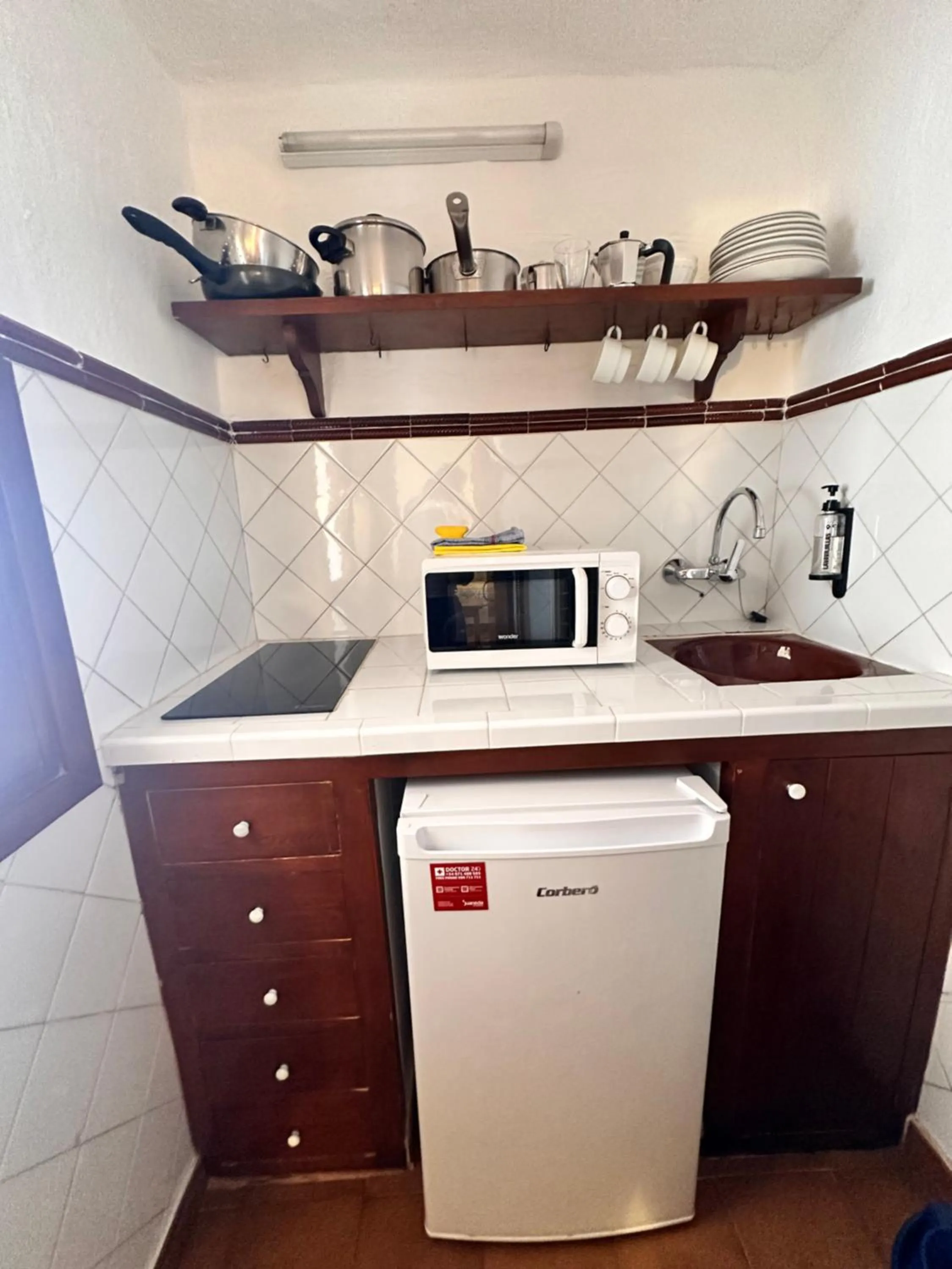 Kitchen or kitchenette in Binivell Park - Caliu Apartments