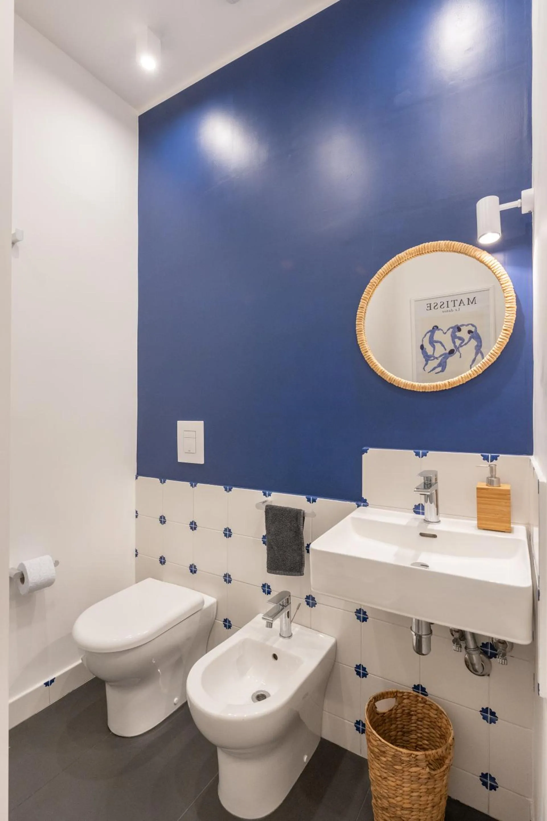 Bathroom in The Idyll Boutique apartment - Suite in Napoli's Spanish Quarters