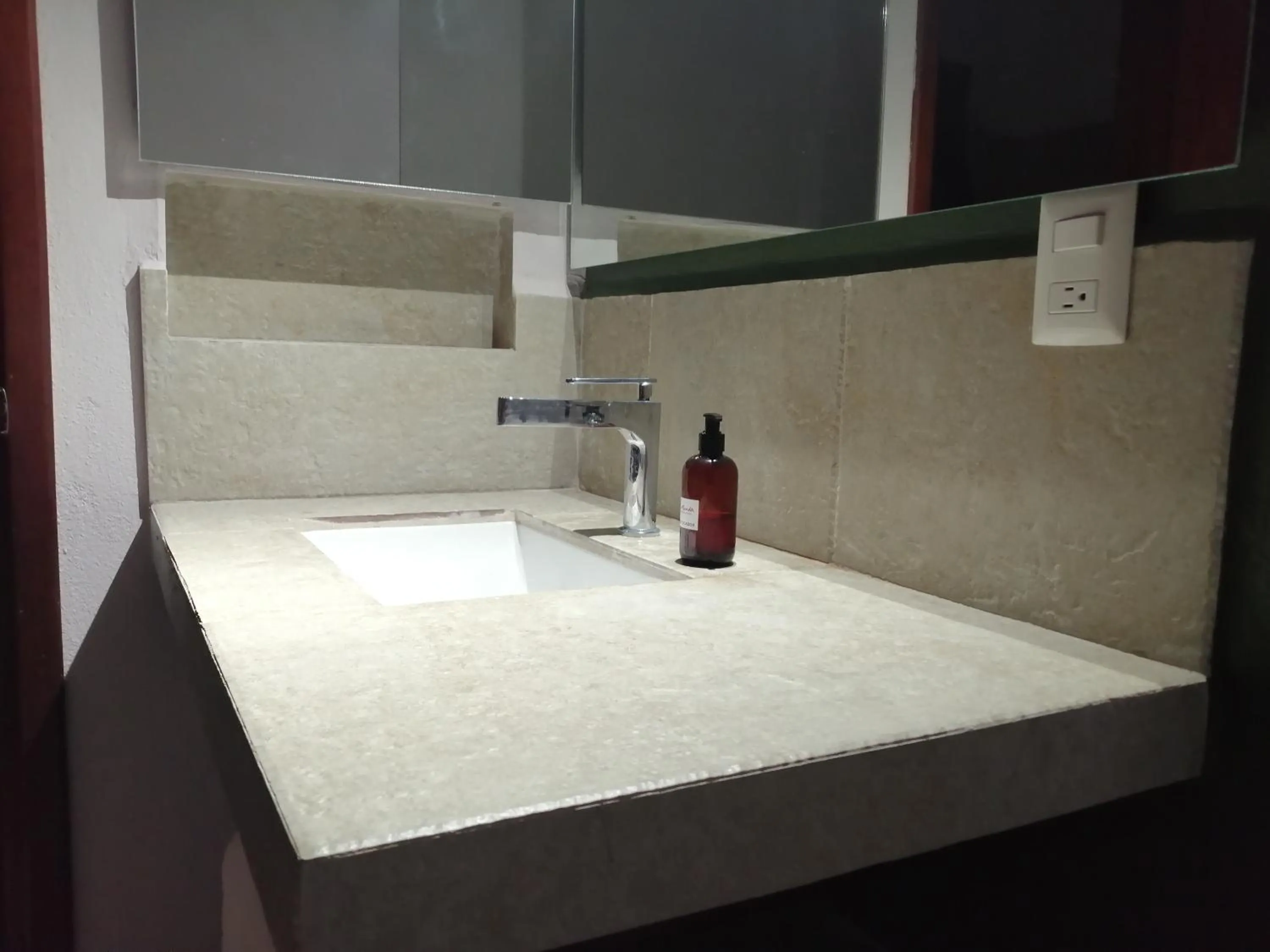 Bathroom in La Morada, una ventana al golfo - Hotel boutique