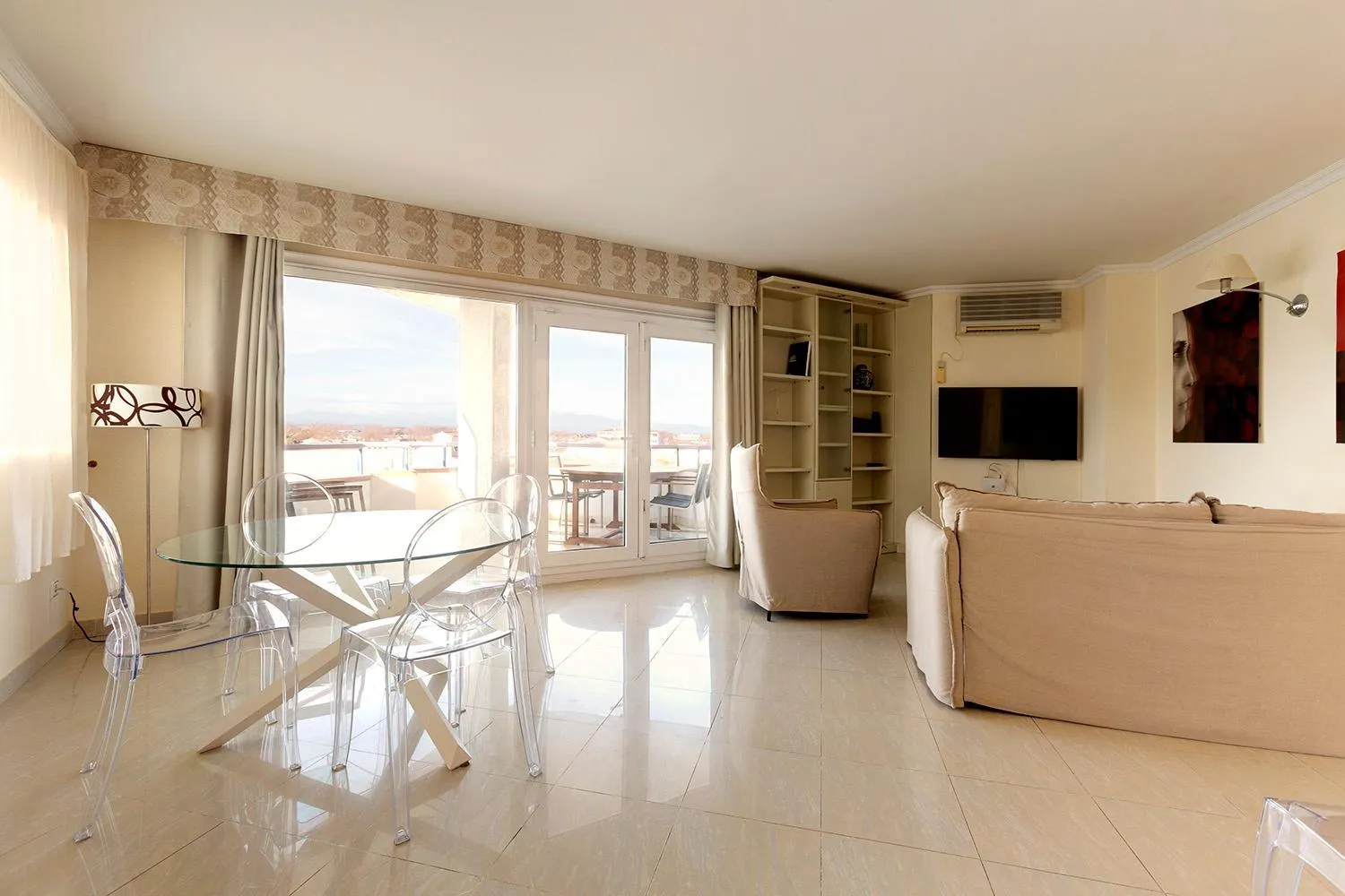 Living room in Apartamentos Empuriabrava Maurici Park