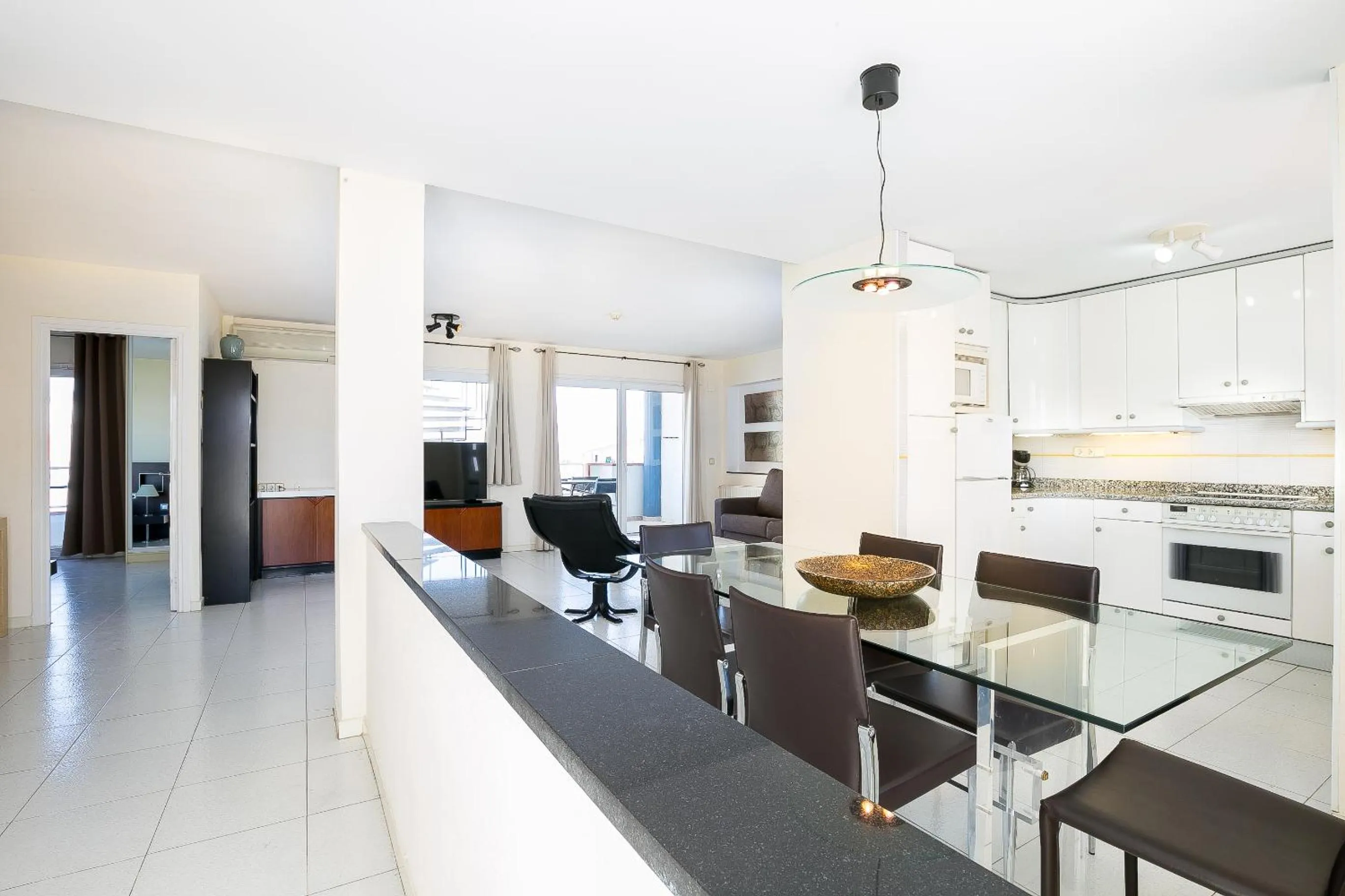 Photo of the whole room in Apartamentos Empuriabrava Maurici Park