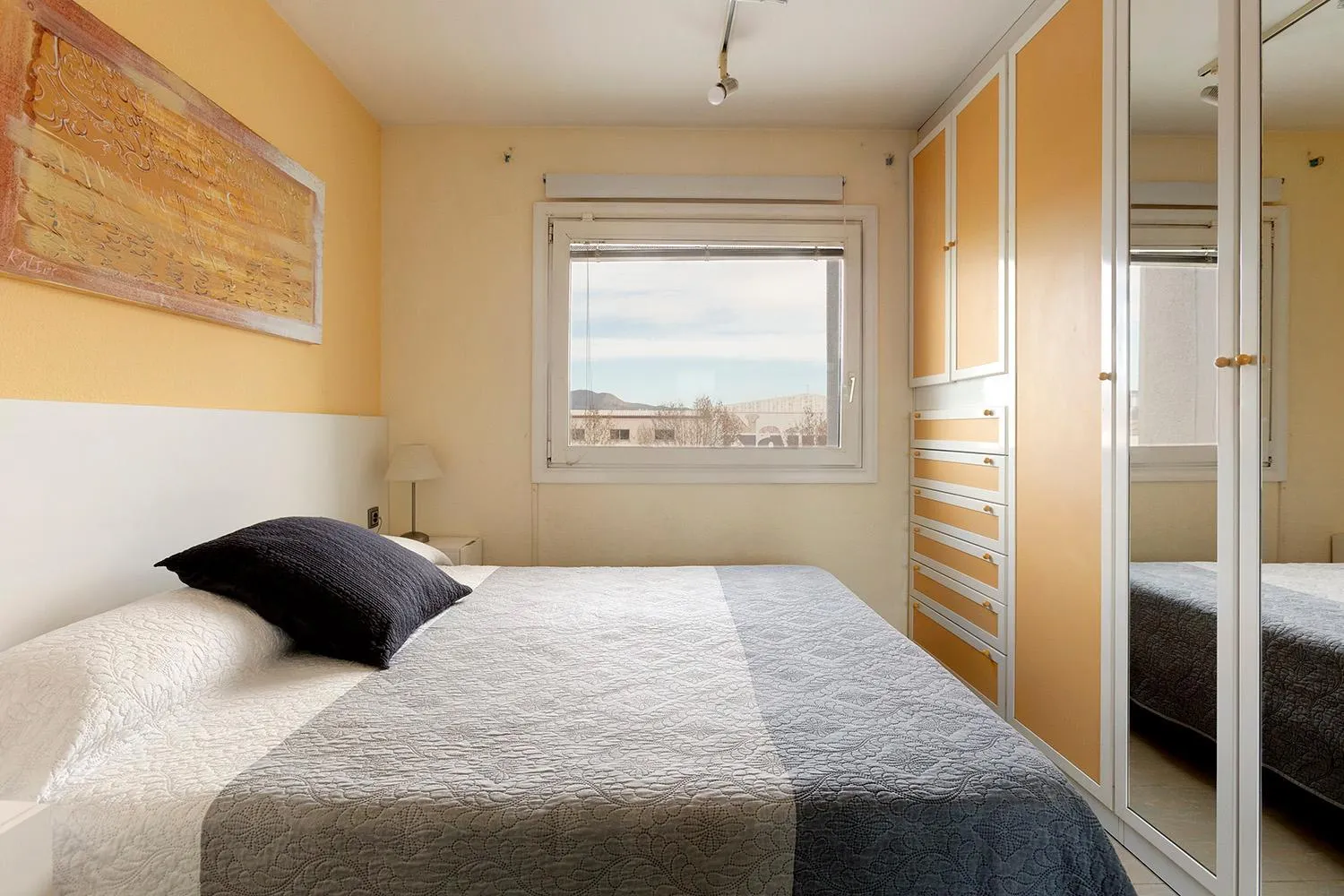 Bed in Apartamentos Empuriabrava Maurici Park