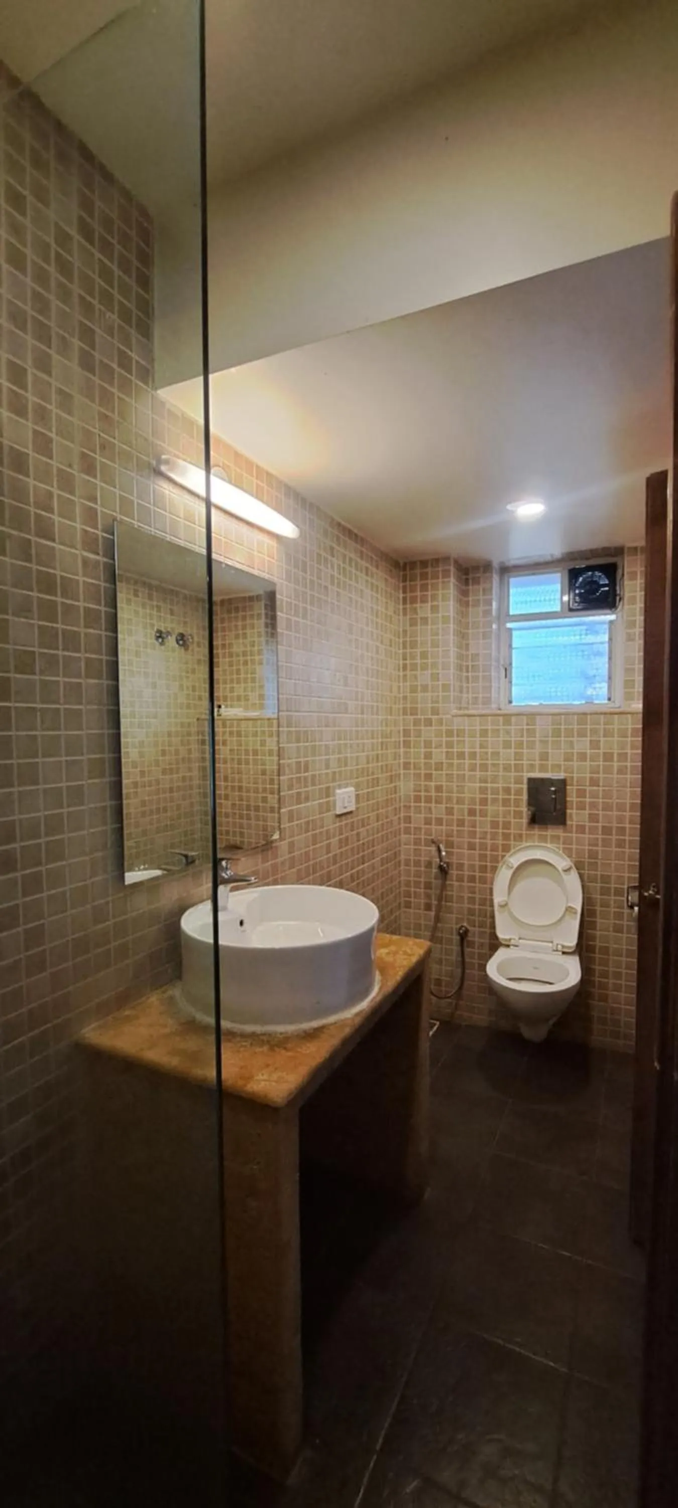 Toilet in Sia Signature Calangute