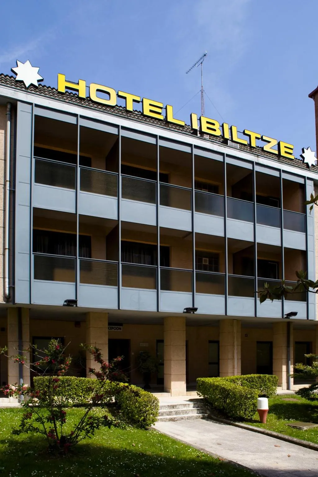 Facade/entrance in Hotel Ibiltze