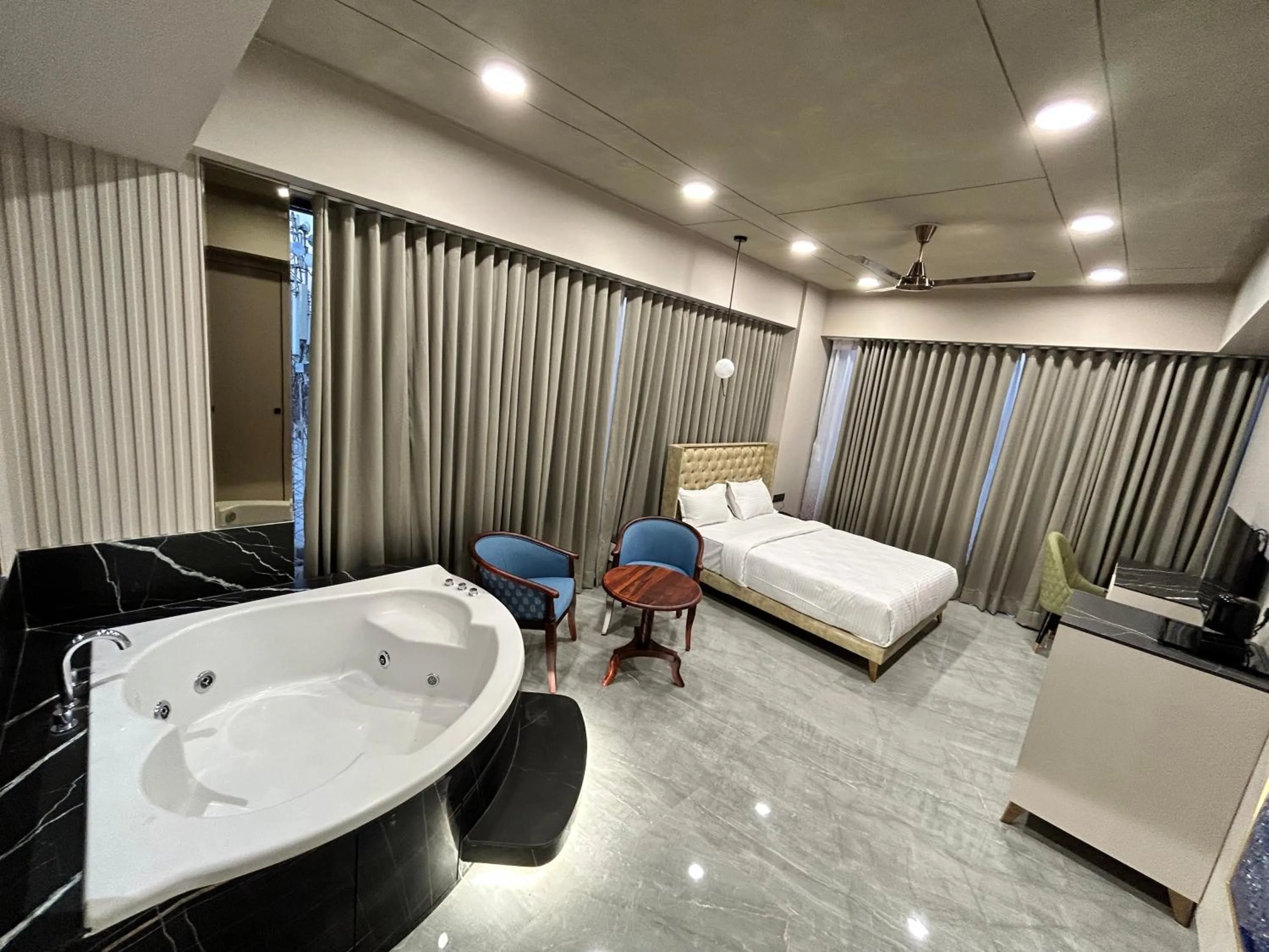 View (from property/room), Bed in Apricot Motera