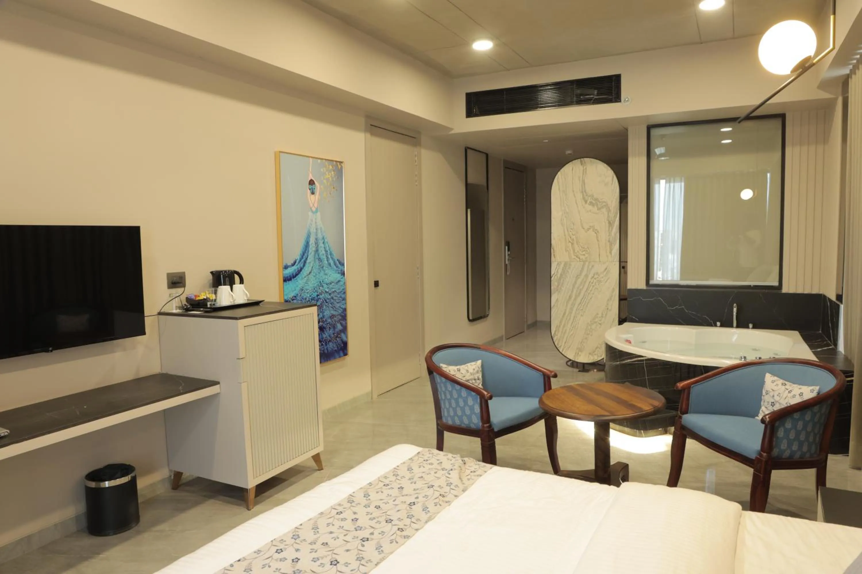 room service, Bed in Apricot Motera