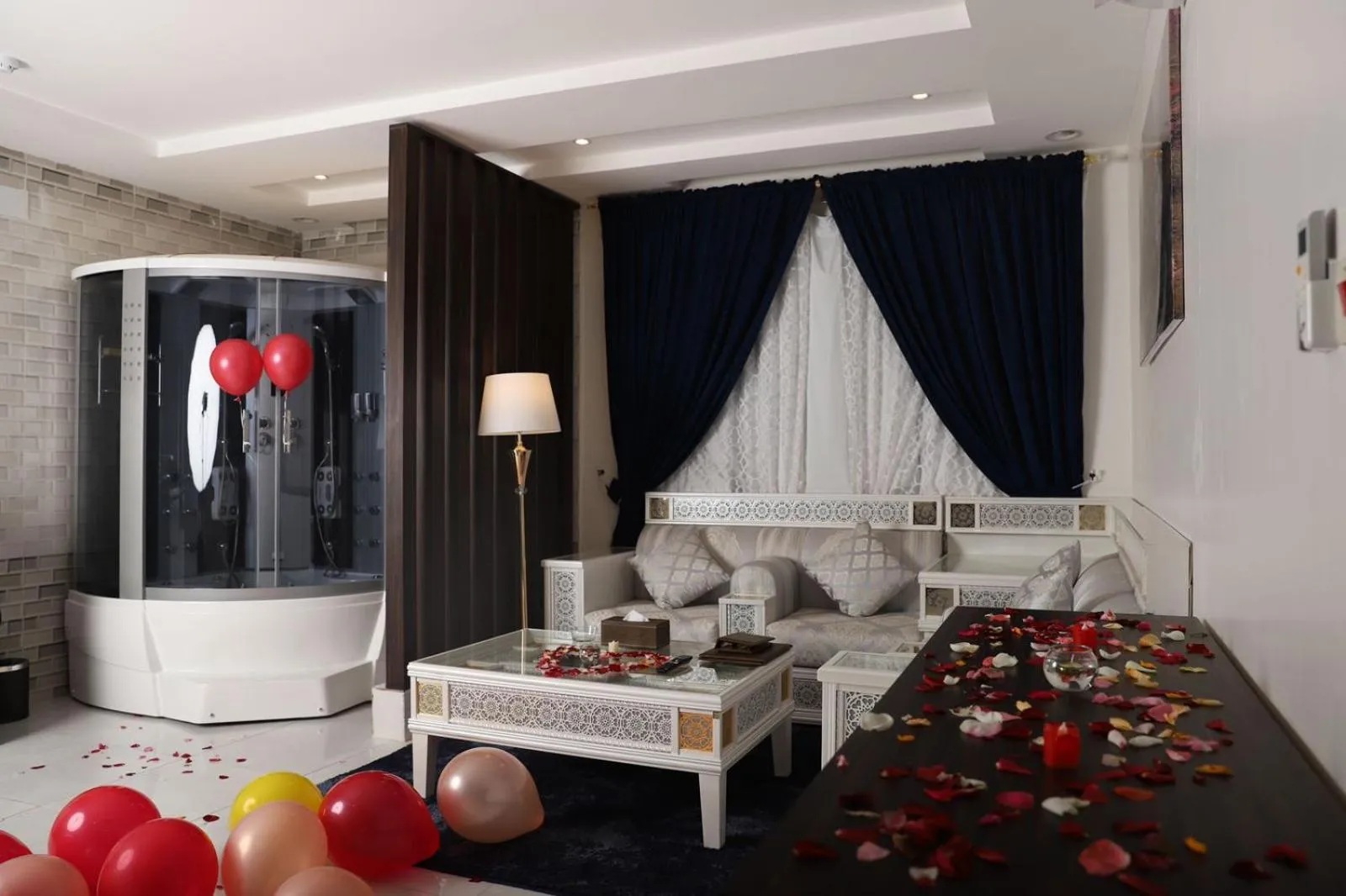 Bed in Golden Bujari Bisha