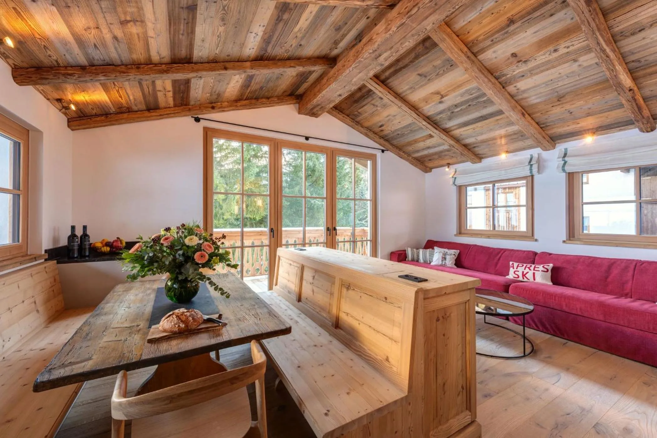 Living room in Chalet Marmotta CULM - Luxus Chalet Ski-In Ski-Out