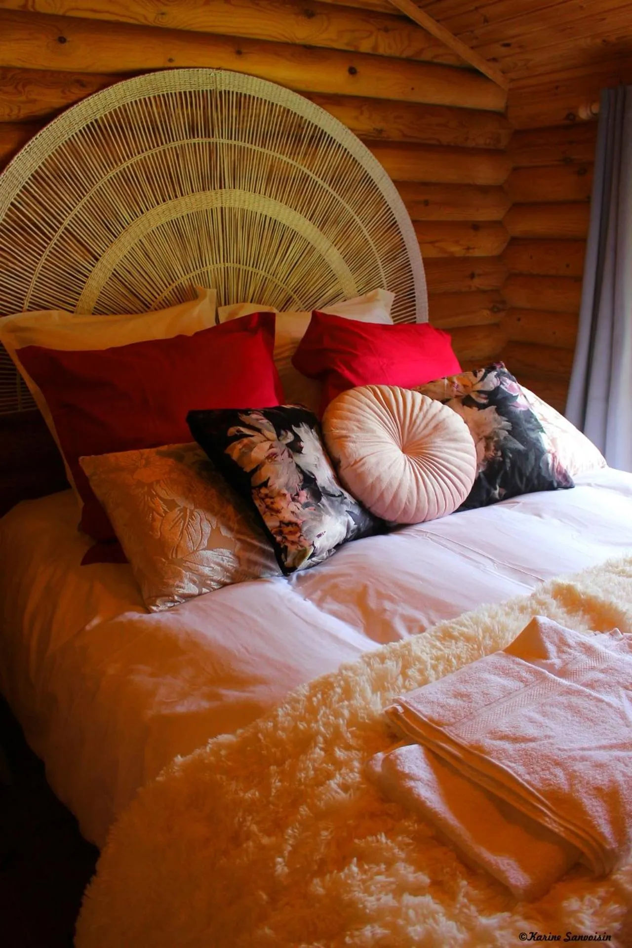 Bed in Camping écovillage Soleil du Pibeste