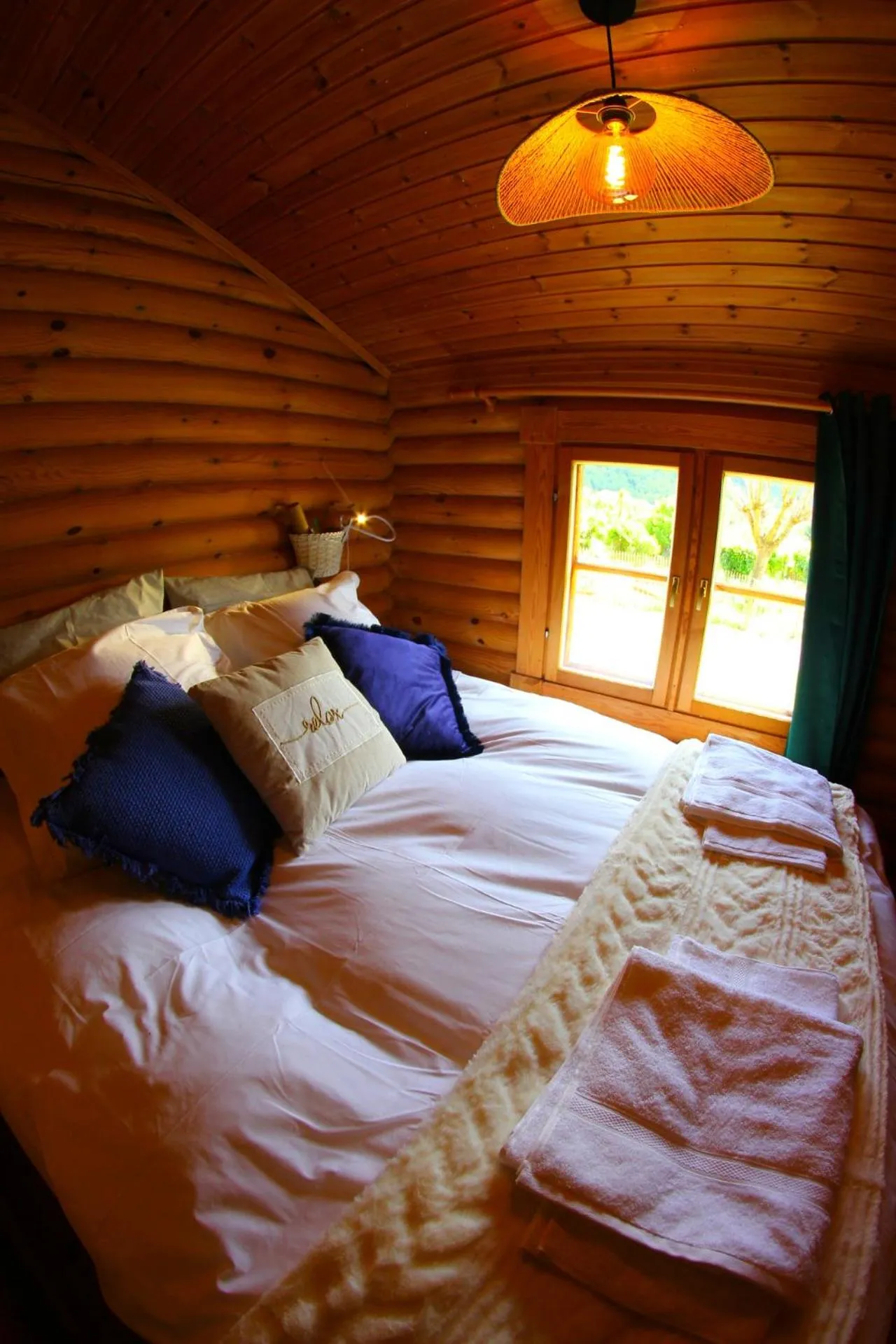 Bedroom, Bed in Camping écovillage Soleil du Pibeste